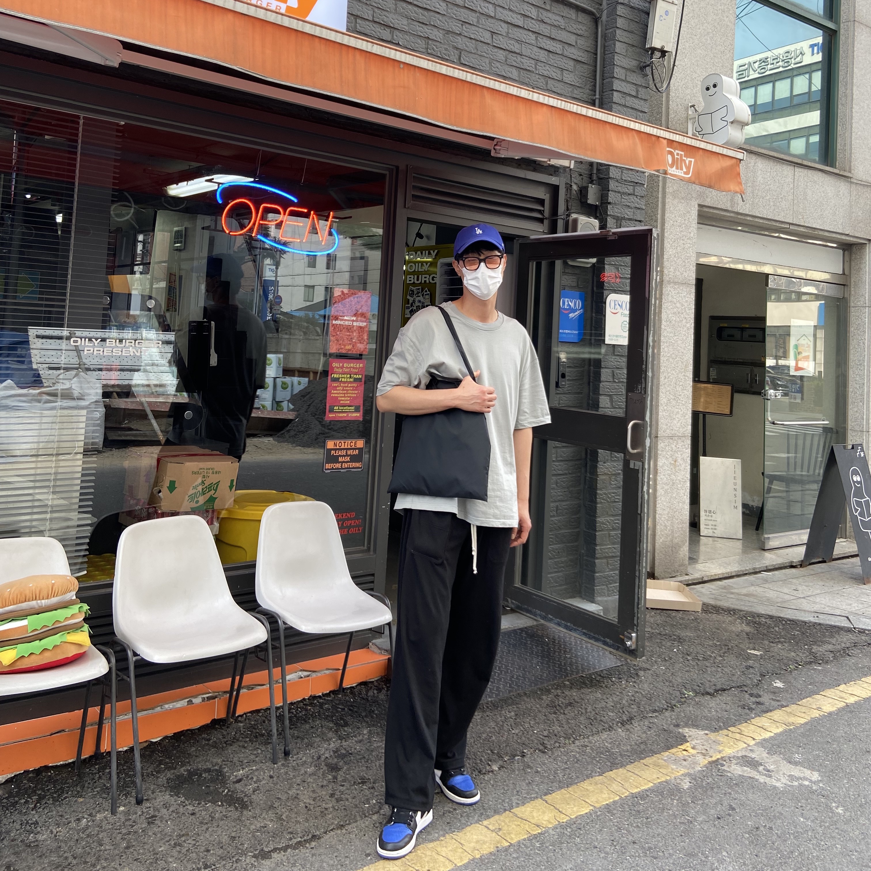 새 신을 신고 뛰어보자 팔짝님의 스타일