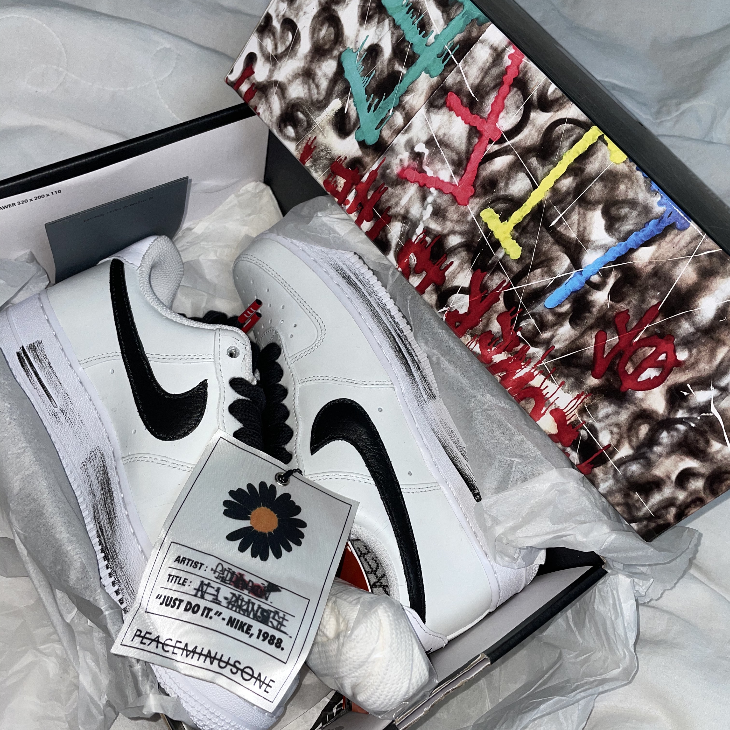 Nike x Peaceminusone Air Force 1 Low Para-Noise 2.0 착용 스타일 - 1