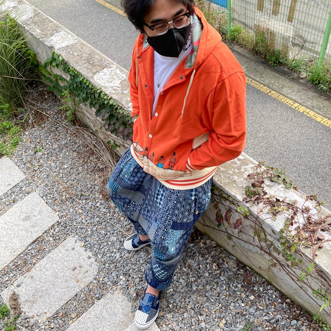 Vans x FDMTL Slip-On Patchwork Deep Indigo 착용 스타일 - 2