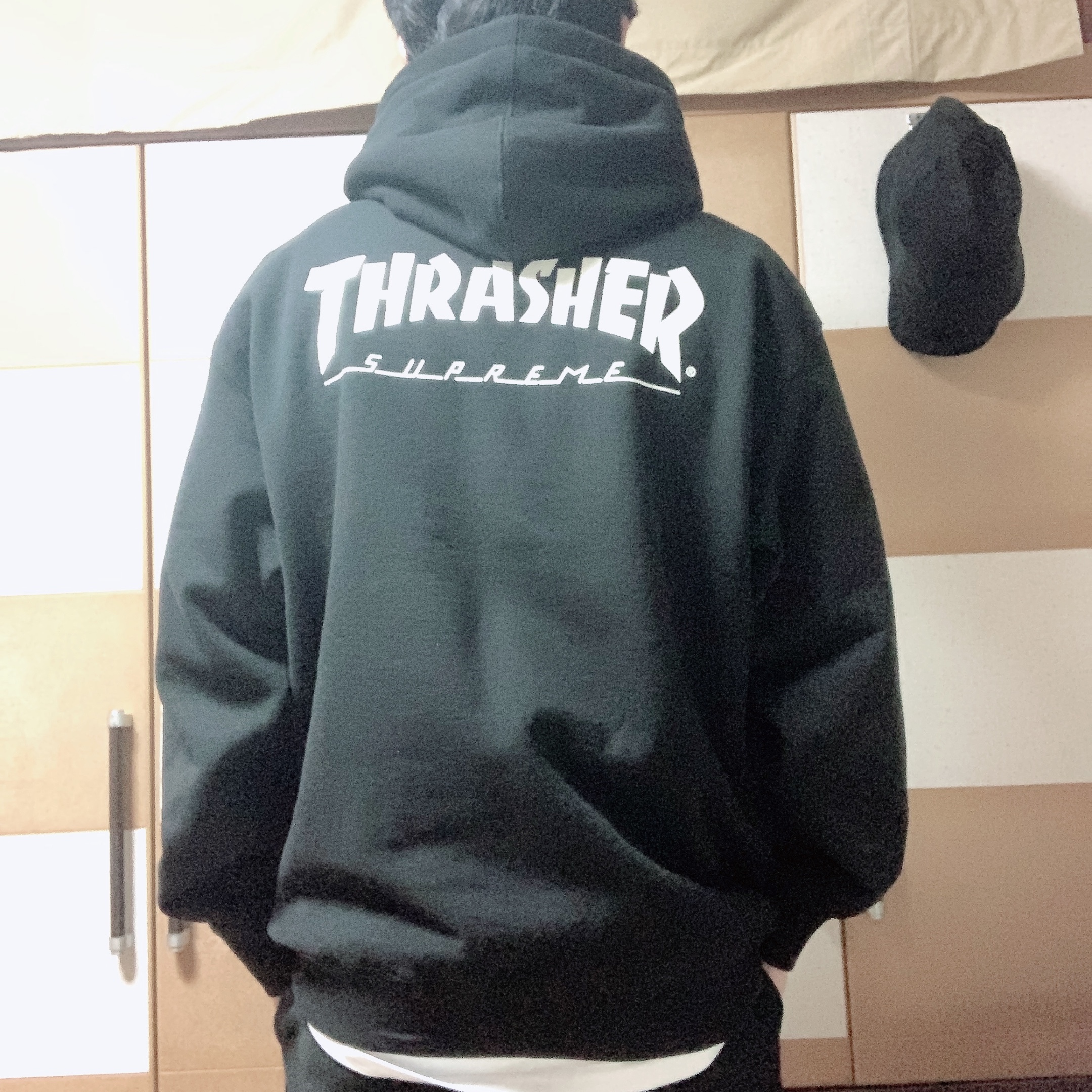 Supreme x Thrasher Hooded Sweatshirt Black - 21FW 착용 스타일 - 2