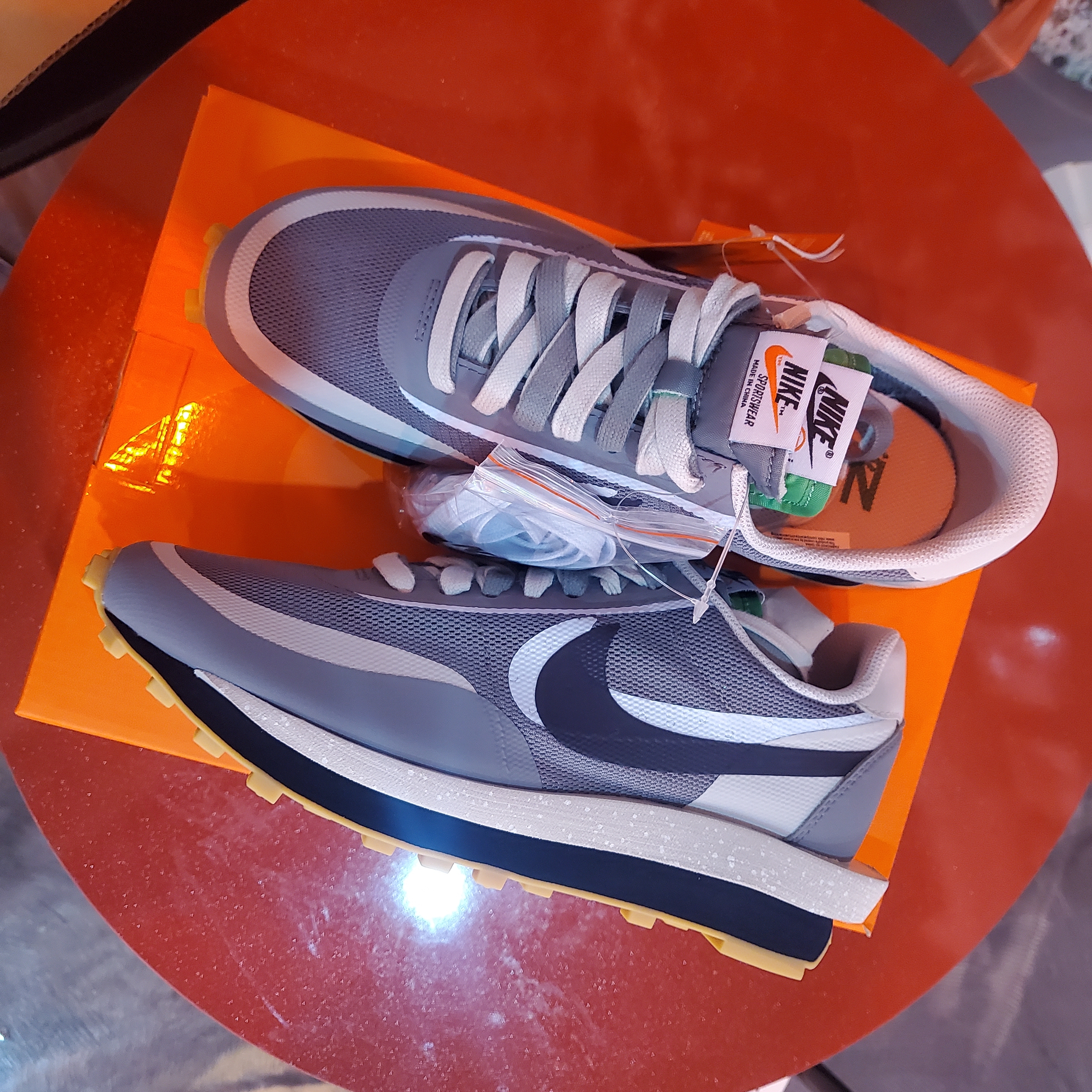 Nike x Sacai x Clot LDWaffle Cool Grey 착용 스타일 - 1