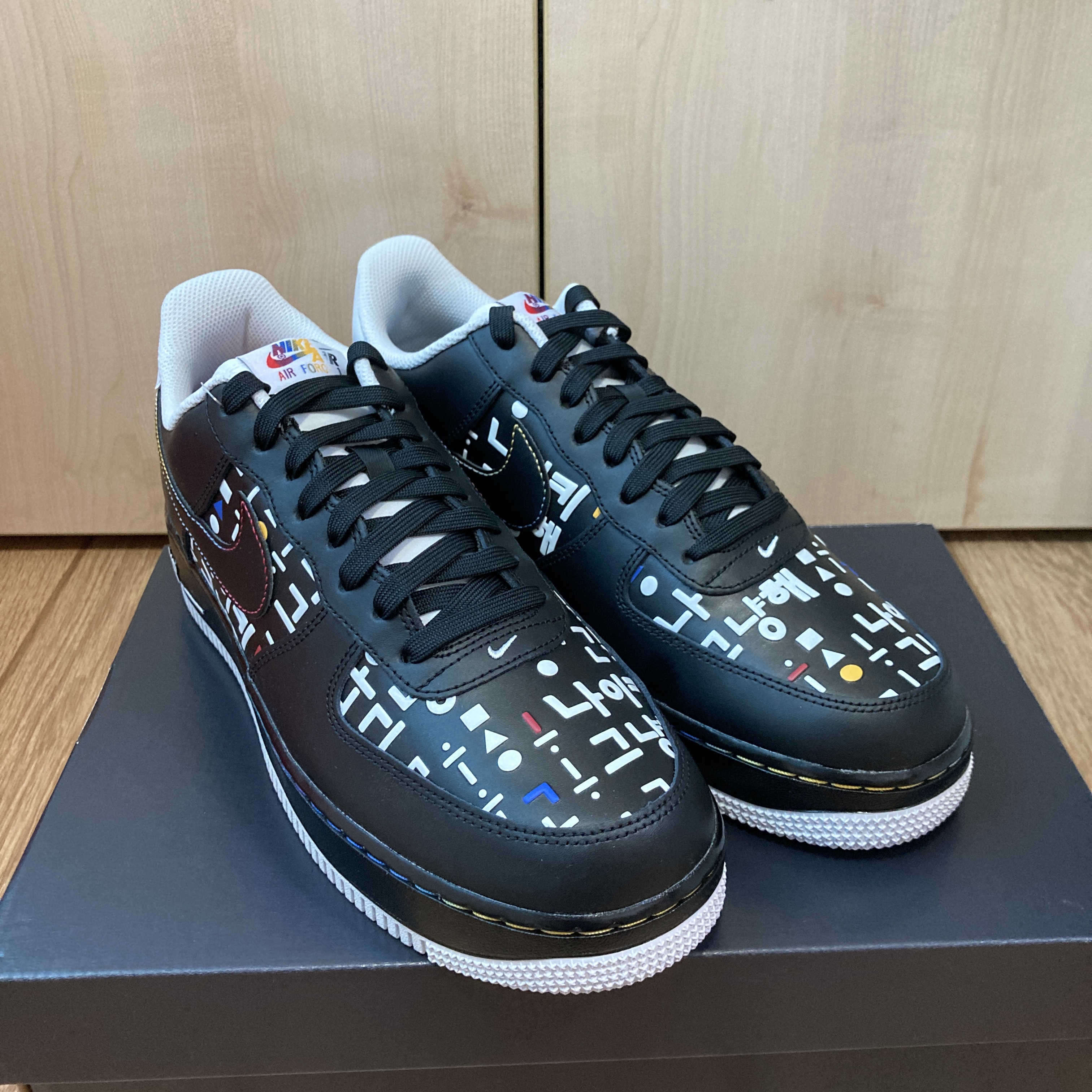 Nike Air Force 1 '07 LV8 Hangul Day 착용 스타일 - 1