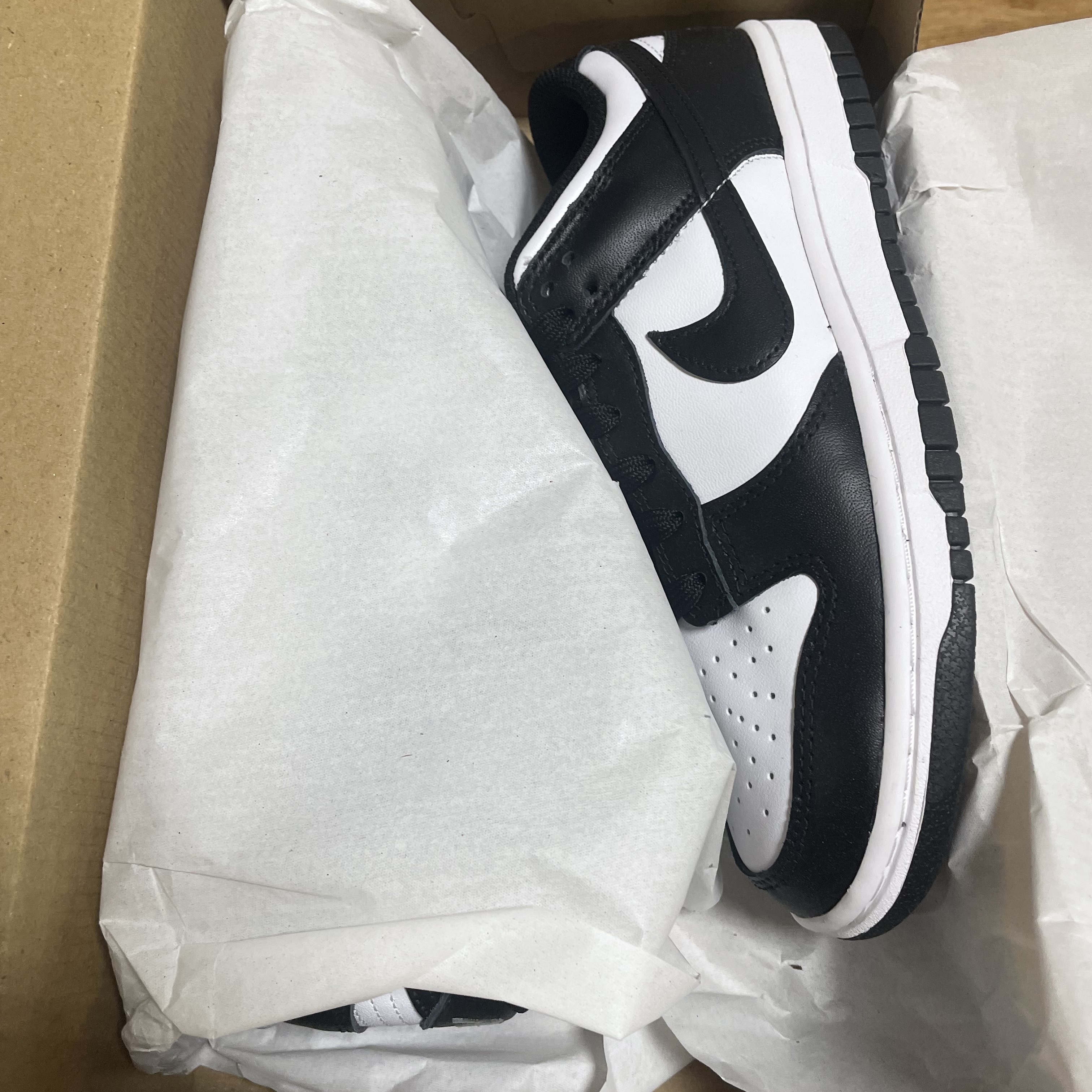 (W) Nike Dunk Low Black 착용 스타일 - 3