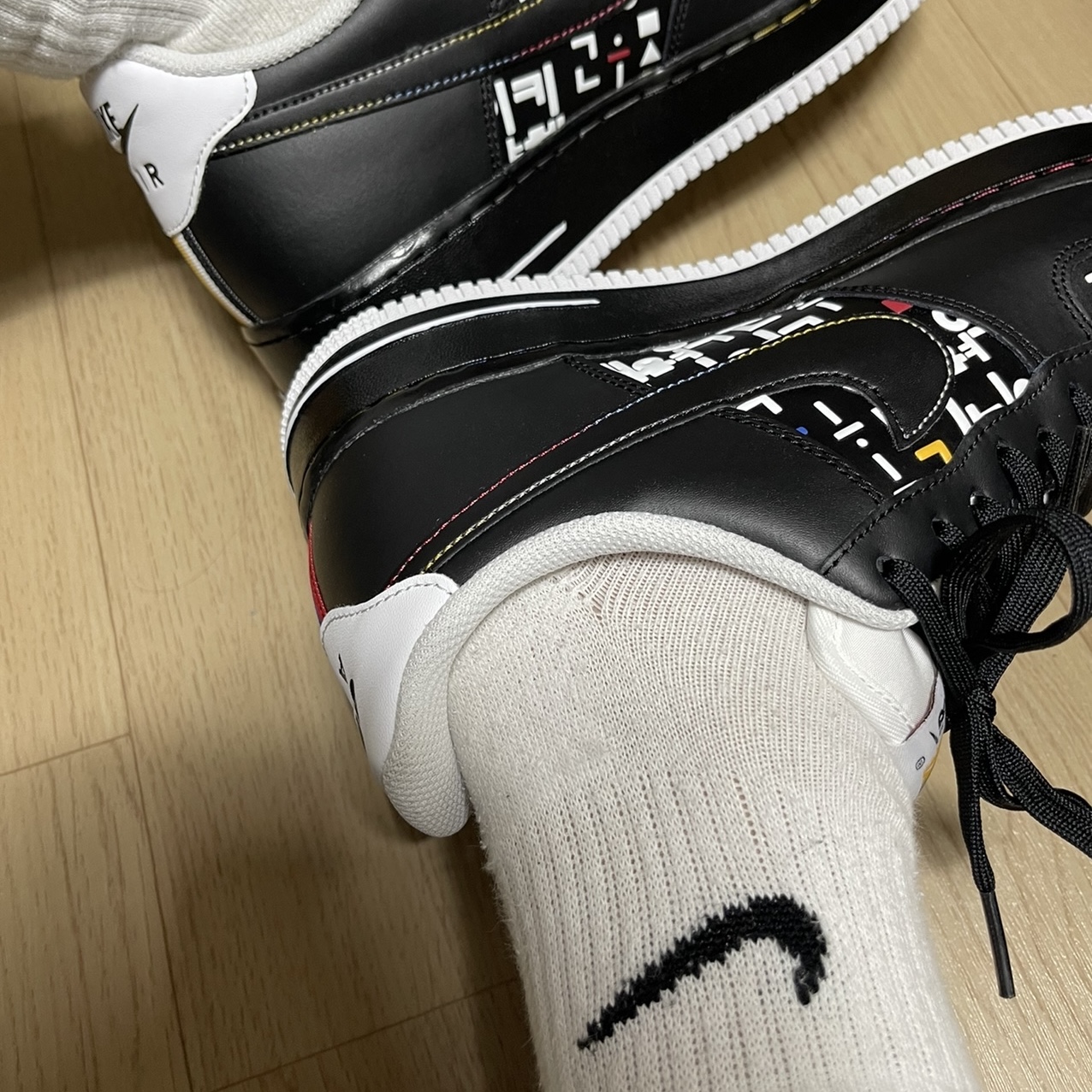 Nike Air Force 1 '07 LV8 Hangul Day 착용 스타일 - 1