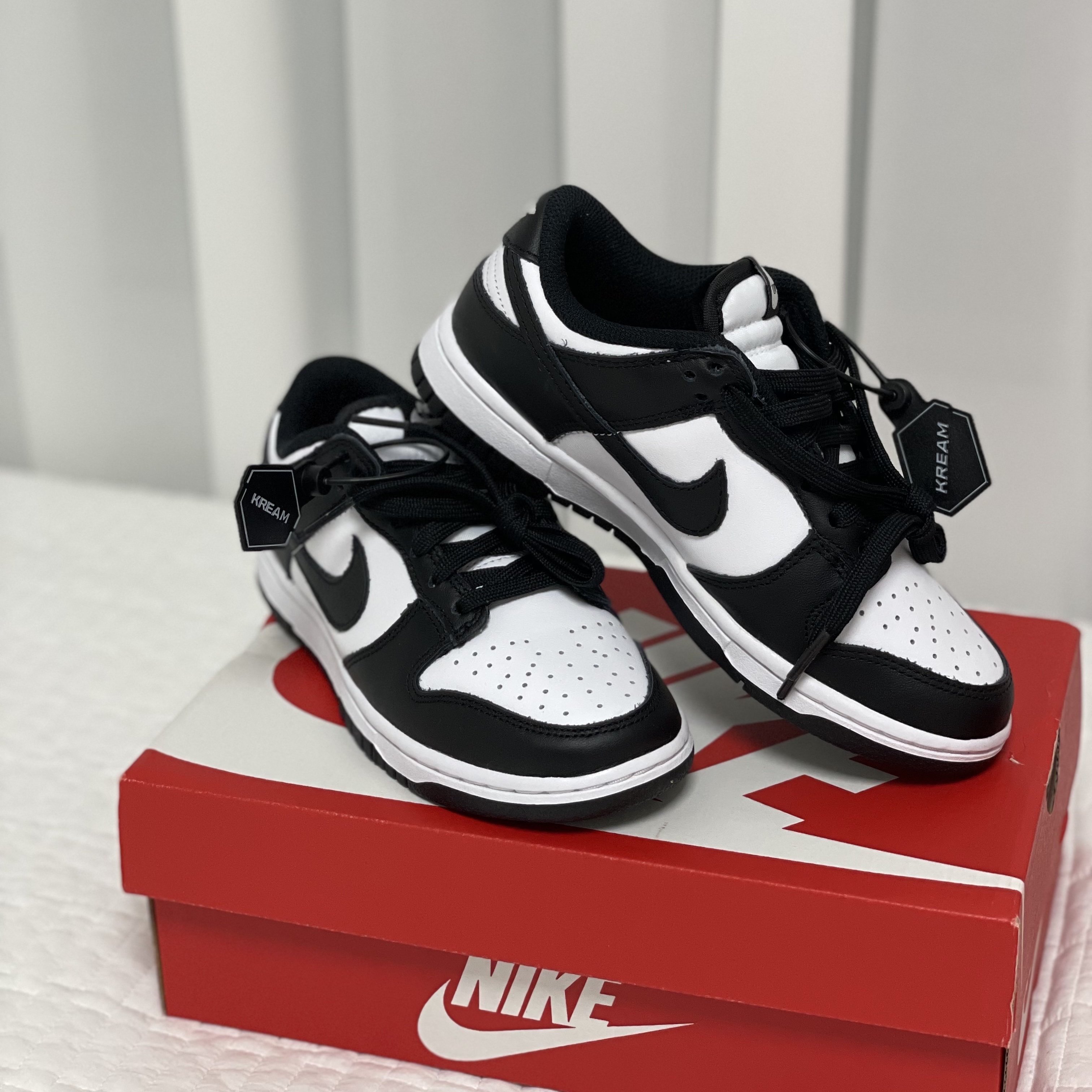 (W) Nike Dunk Low Black 착용 스타일