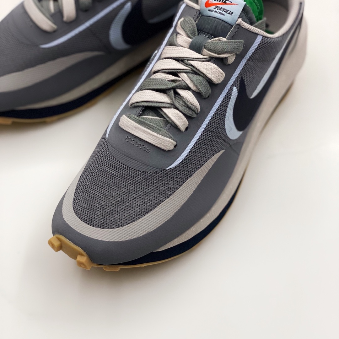 Nike x Sacai x Clot LDWaffle Cool Grey 착용 스타일 - 3