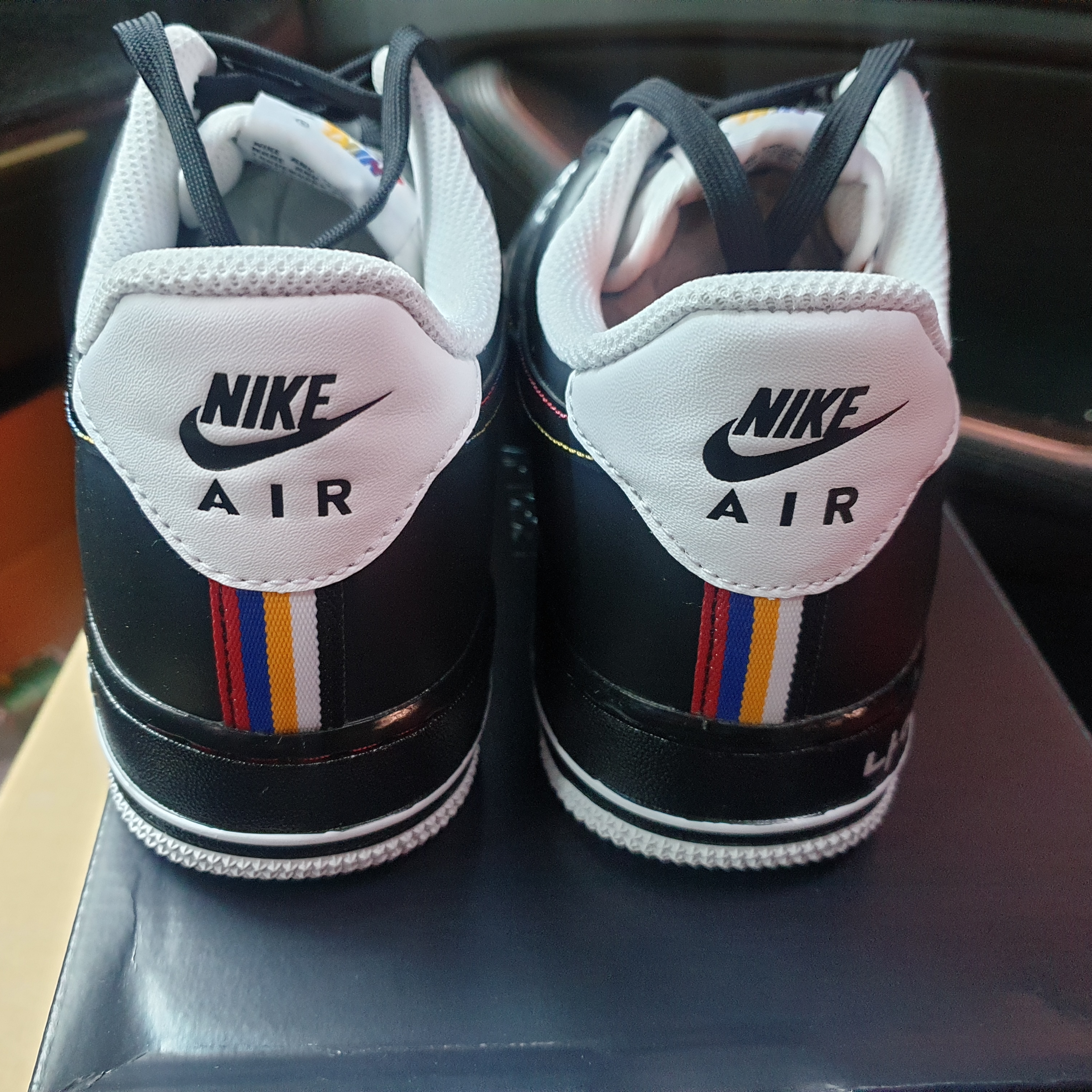 Nike Air Force 1 '07 LV8 Hangul Day 착용 스타일 - 3