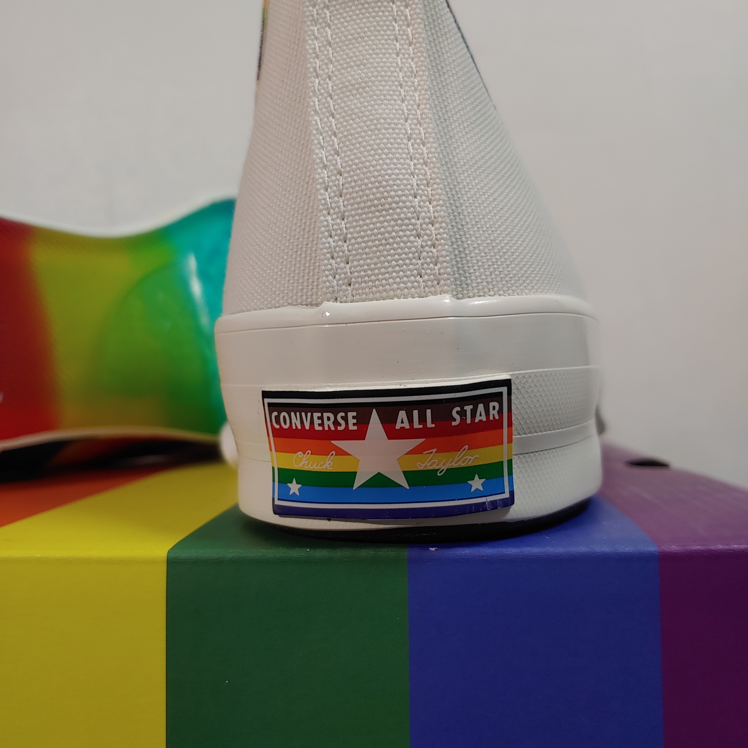 Converse Chuck 70 High Pride 착용 스타일 - 5