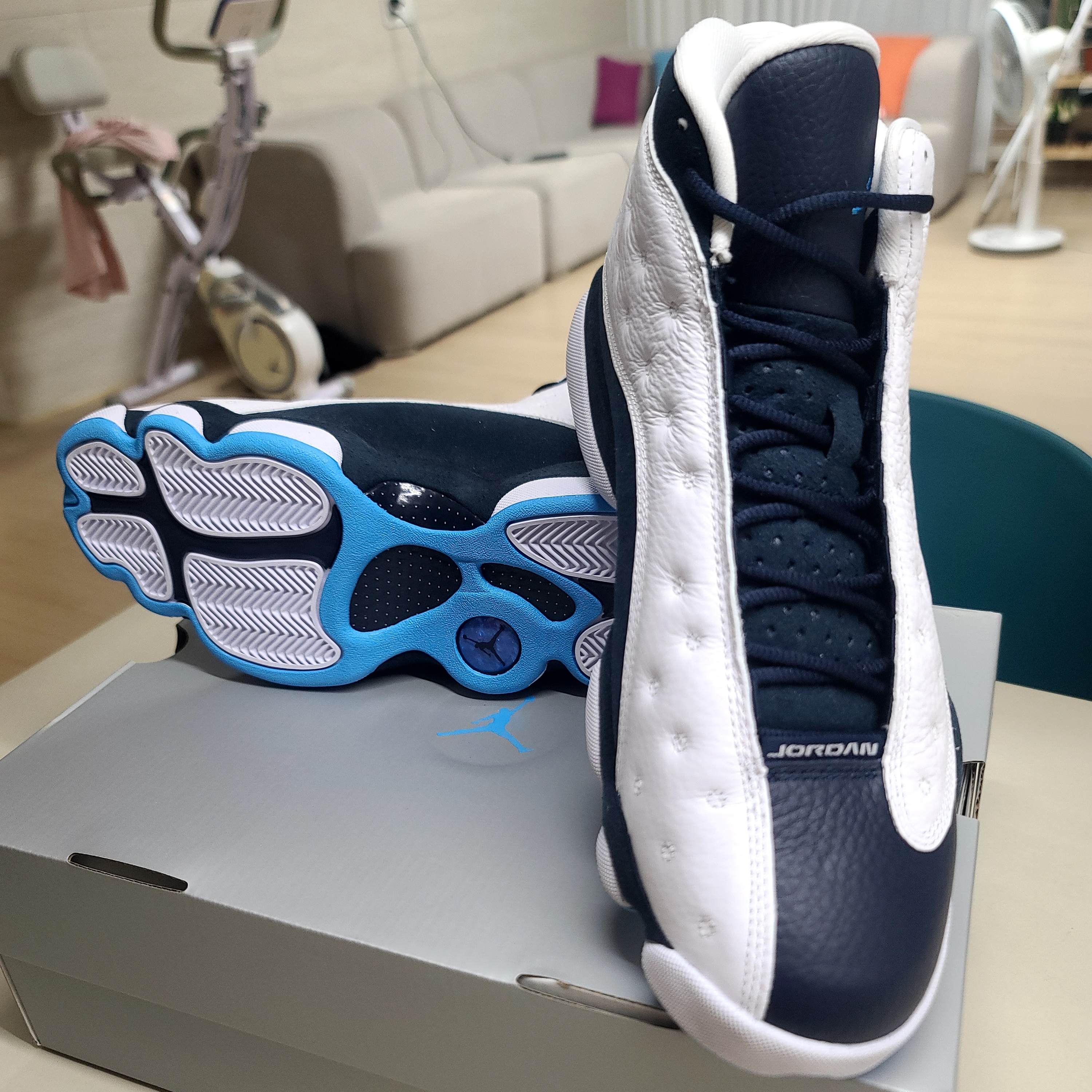 Jordan 13 Retro Obsidian 착용 스타일 - 3