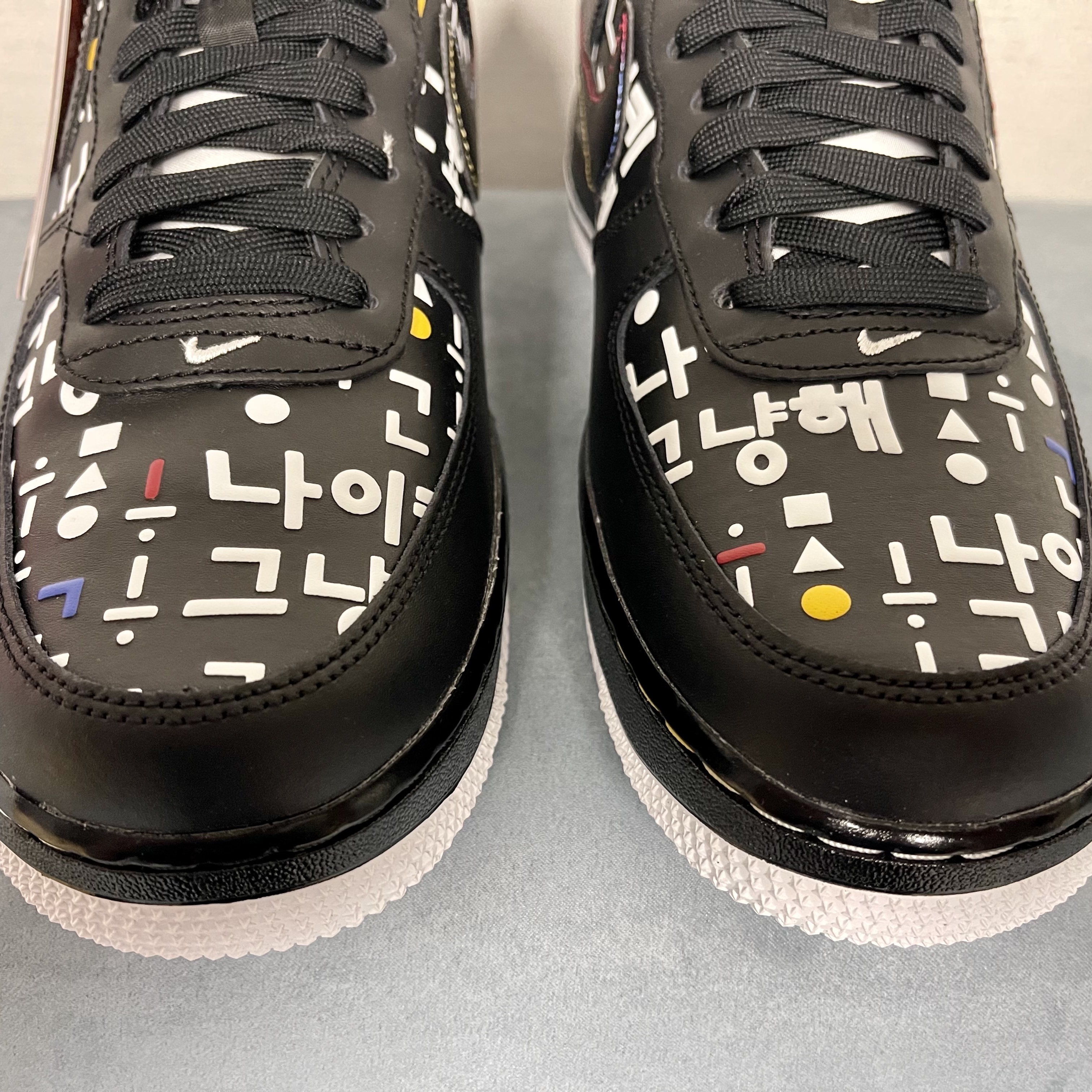 Nike Air Force 1 '07 LV8 Hangul Day 착용 스타일 - 2