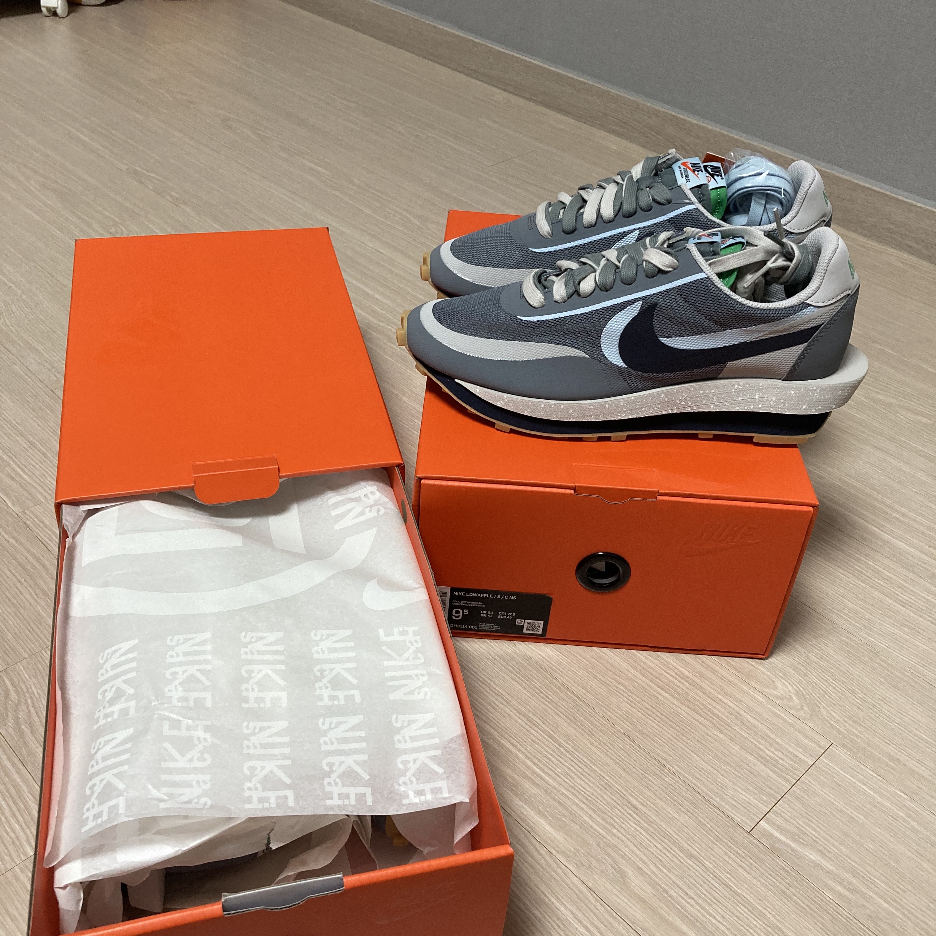 Nike x Sacai x Clot LDWaffle Cool Grey 착용 스타일 - 5