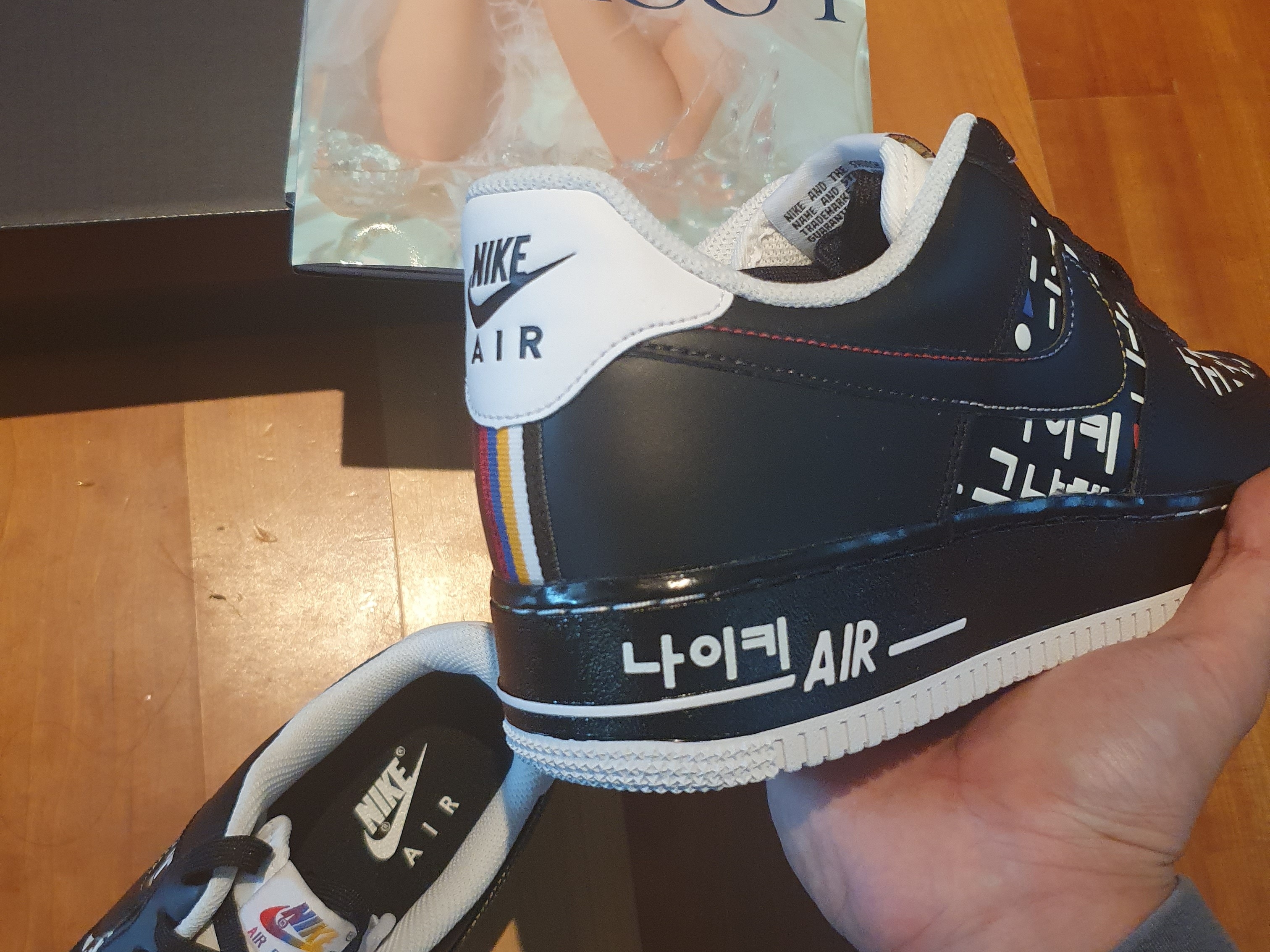 Nike Air Force 1 '07 LV8 Hangul Day 착용 스타일 - 2