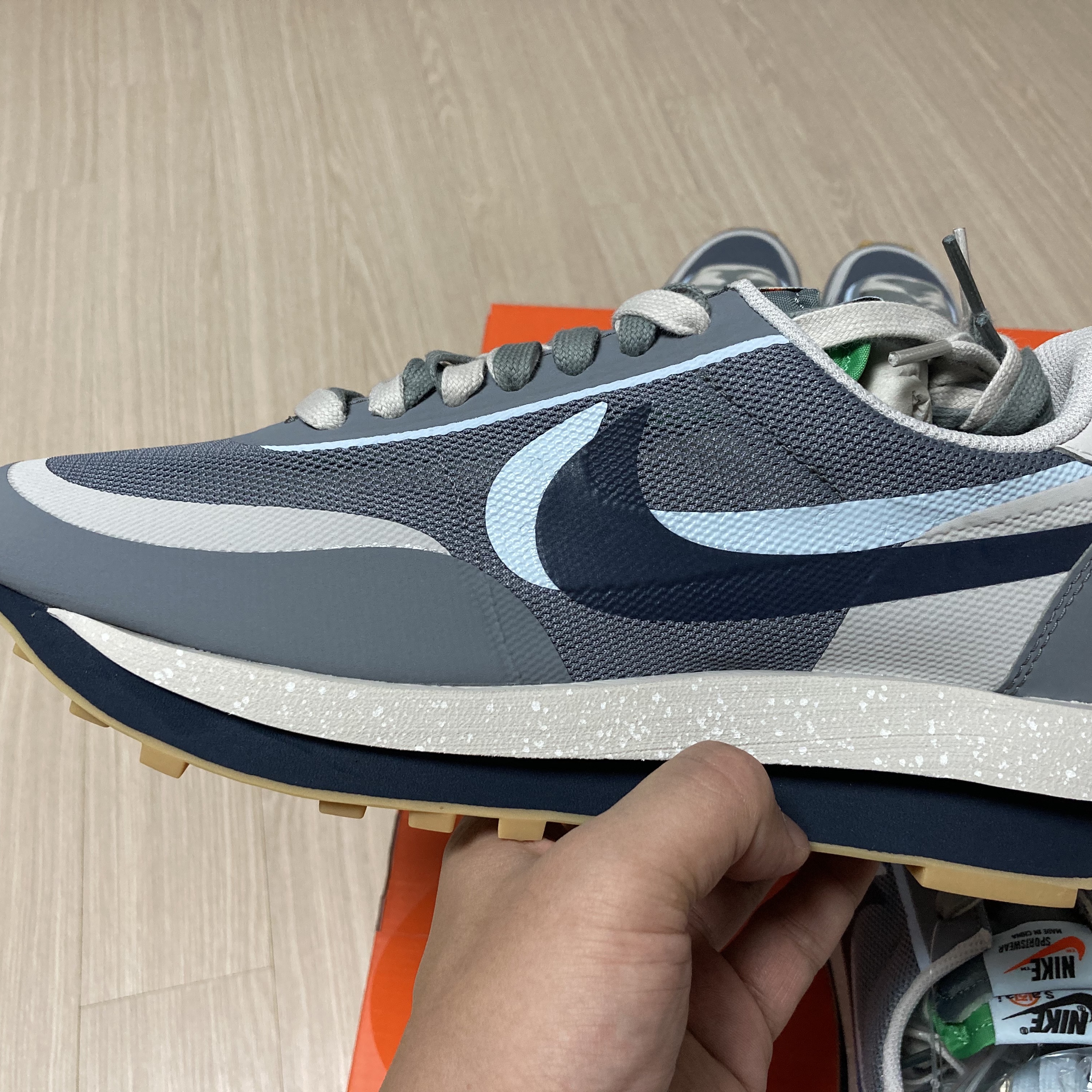 Nike x Sacai x Clot LDWaffle Cool Grey 착용 스타일 - 4