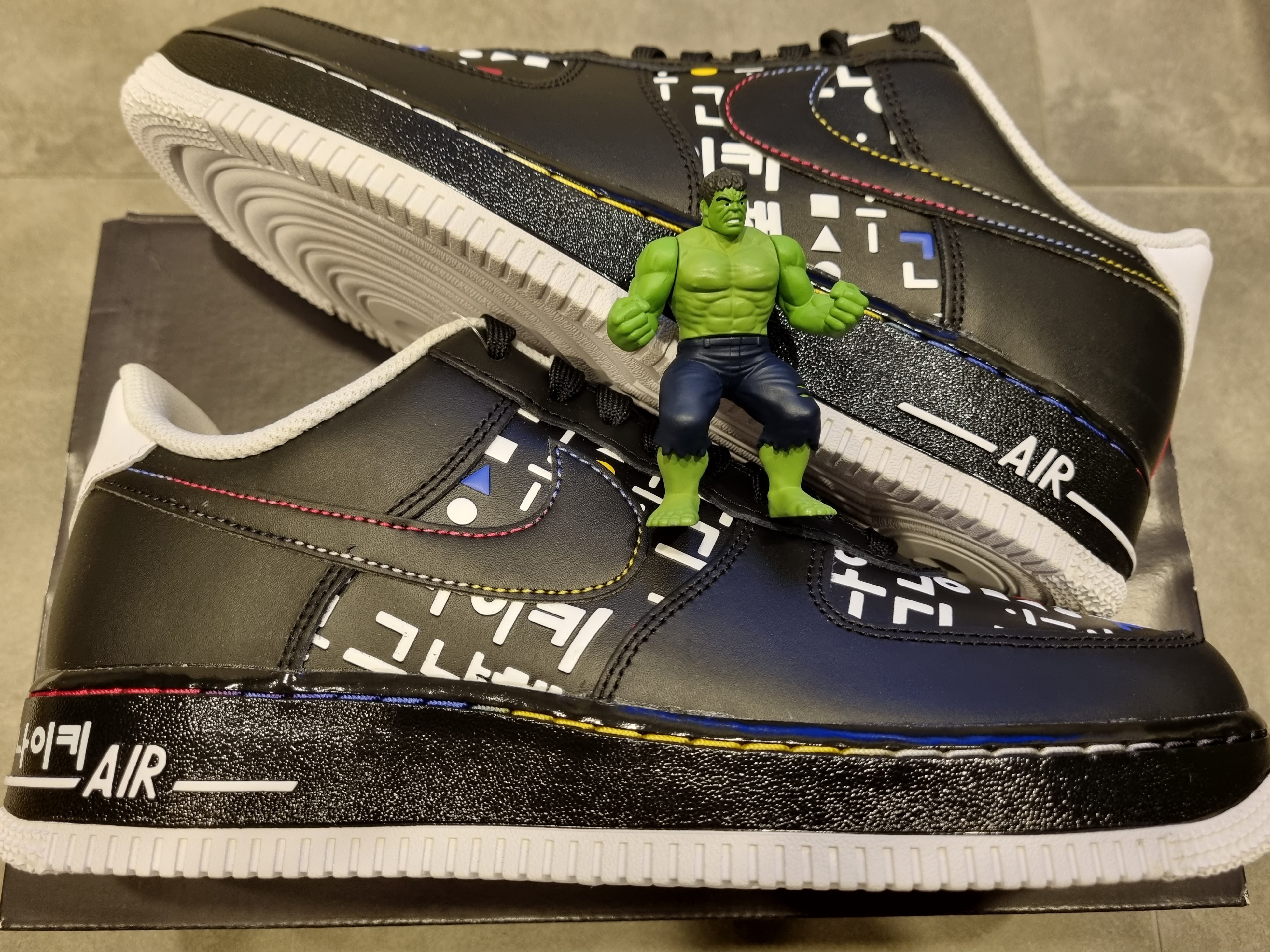 Nike Air Force 1 '07 LV8 Hangul Day 착용 스타일 - 2