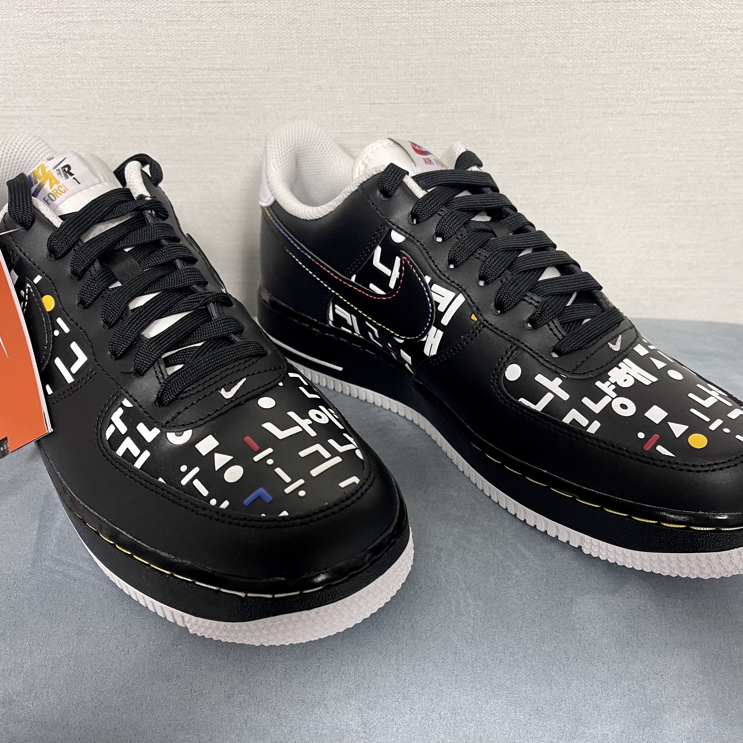 Nike Air Force 1 '07 LV8 Hangul Day 착용 스타일 - 1