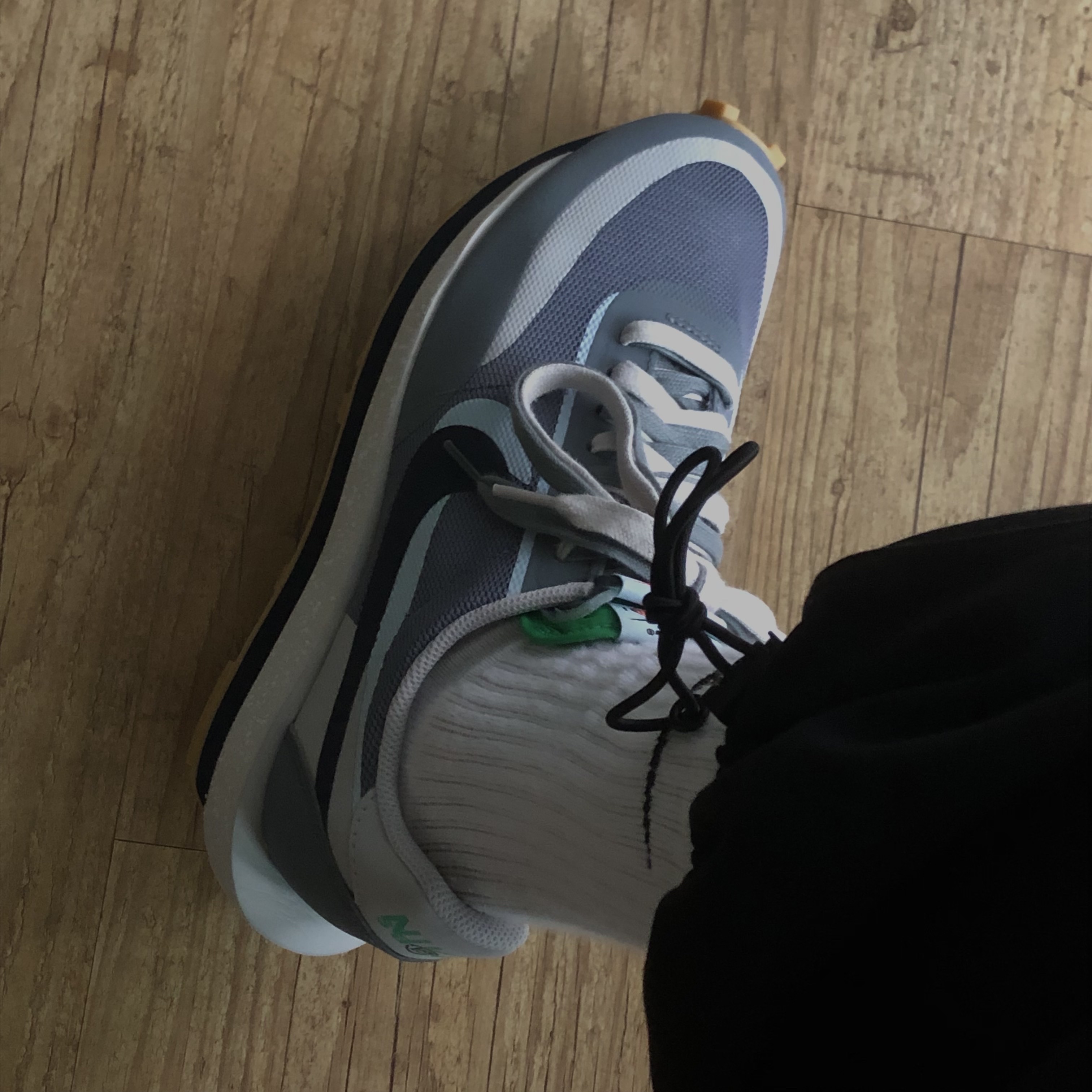 Nike x Sacai x Clot LDWaffle Cool Grey 착용 스타일