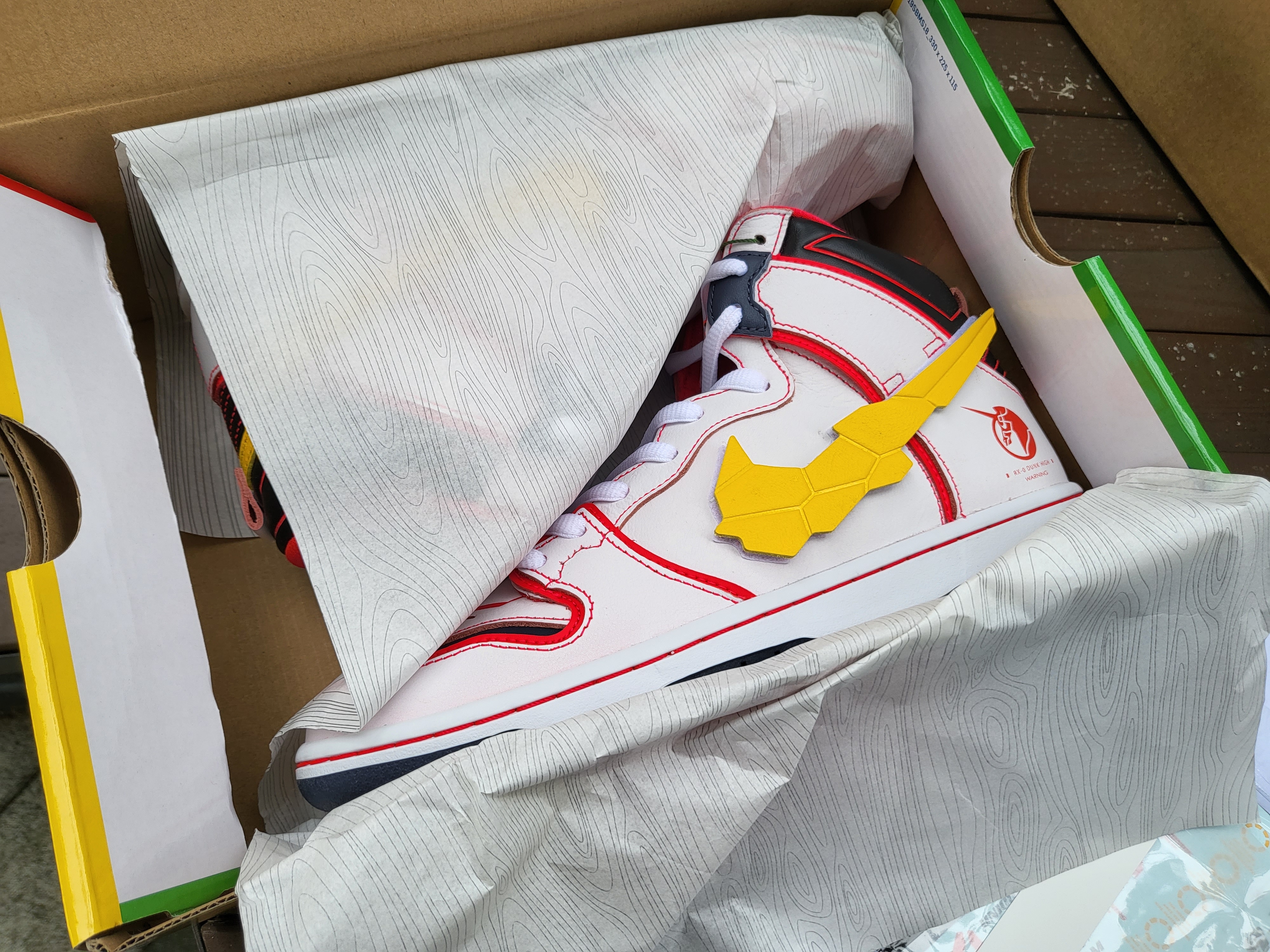 Nike x Gundam SB Dunk High Pro QS Unicorn RX-0 착용 스타일 - 1
