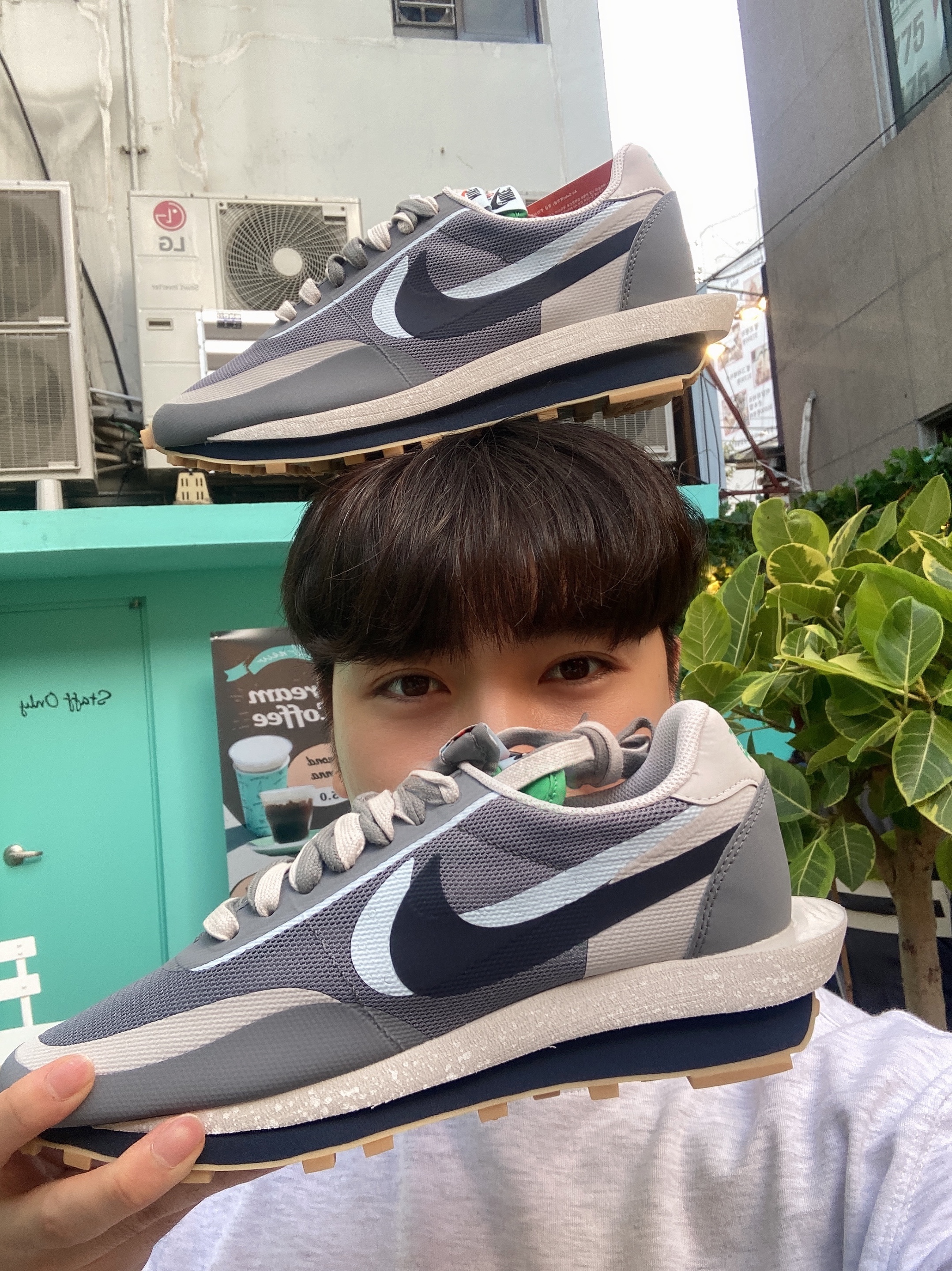Nike x Sacai x Clot LDWaffle Cool Grey 착용 스타일
