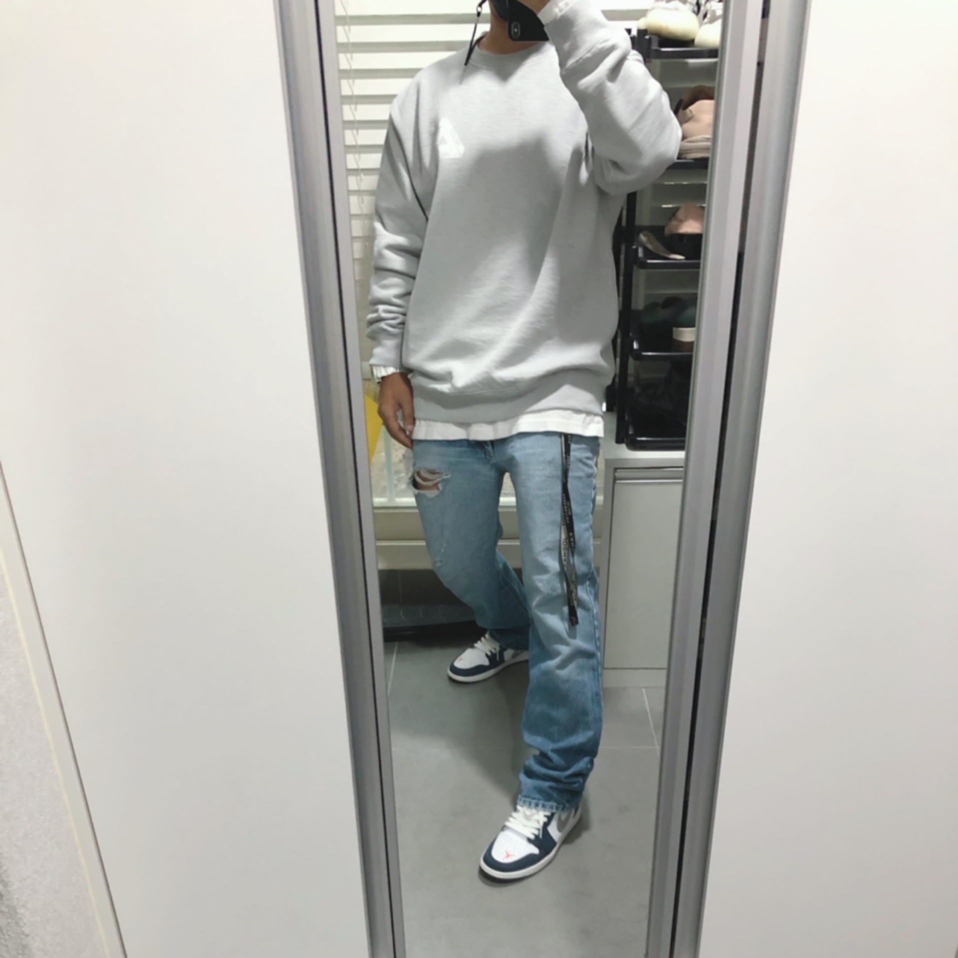 Jordan 1 Low SB Koston Midnight Navy, Palace Slub Crew Grey - 21FW 착용 스타일 - 1