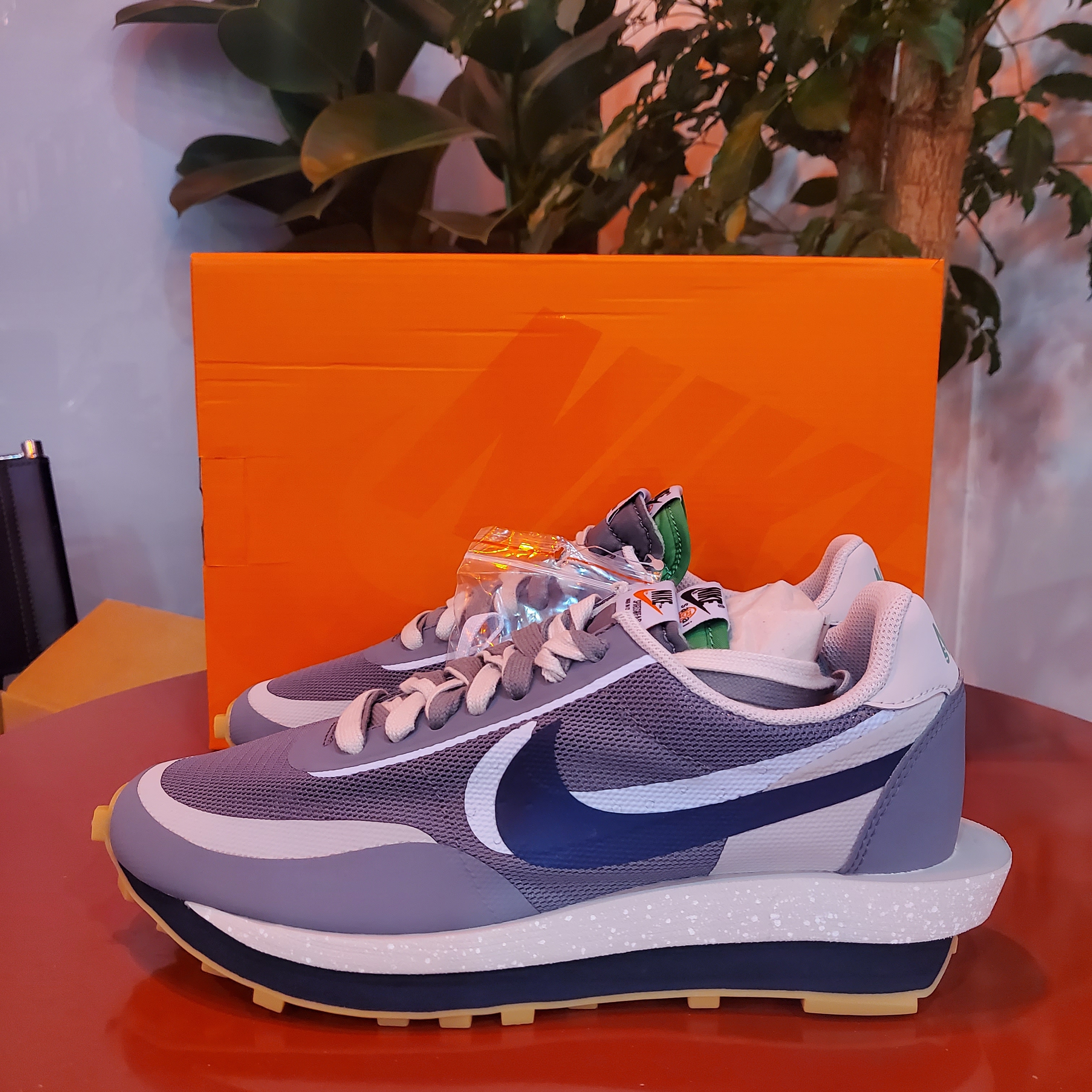 Nike x Sacai x Clot LDWaffle Cool Grey 착용 스타일 - 2