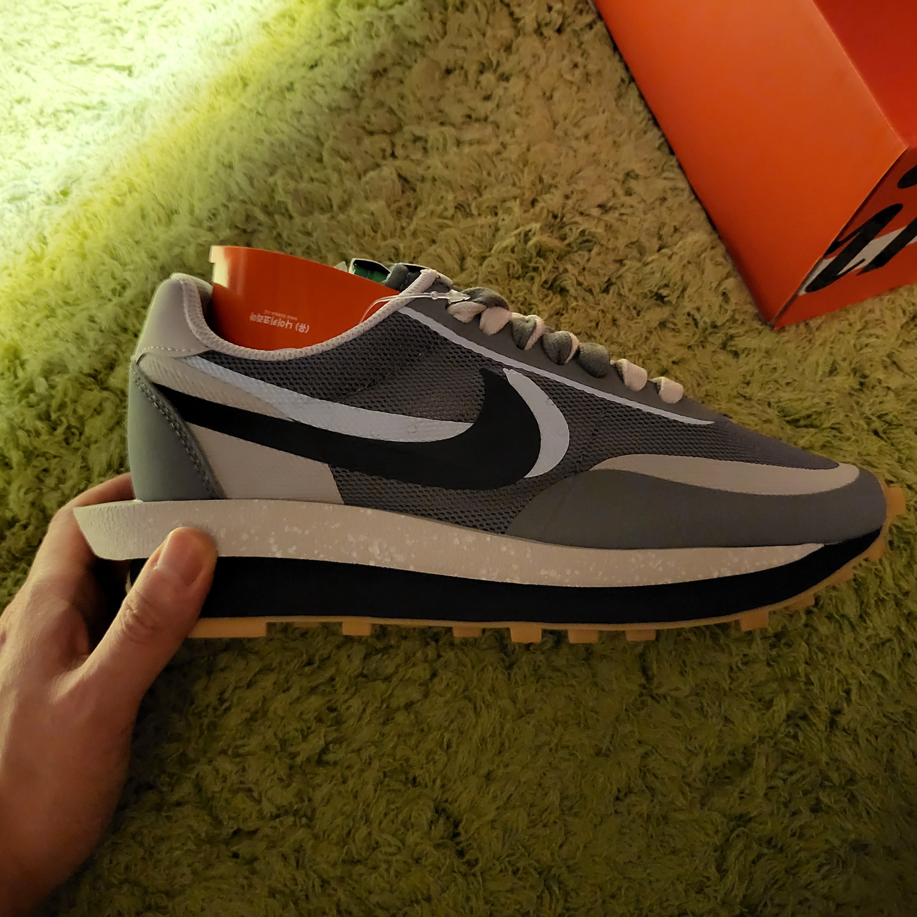 Nike x Sacai x Clot LDWaffle Cool Grey 착용 스타일