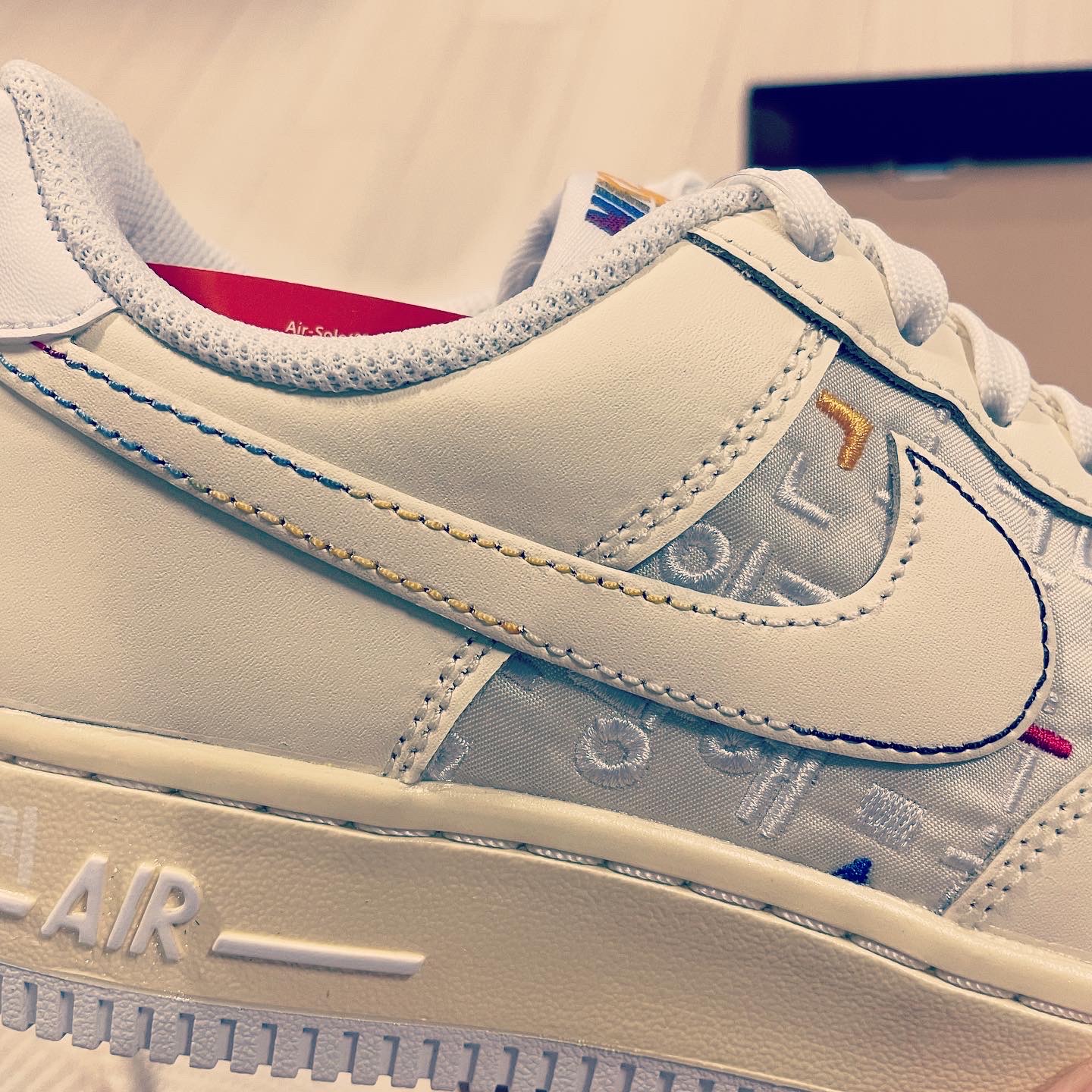 (W) Nike Air Force 1 '07 LV8 Hangul Day 착용 스타일 - 3