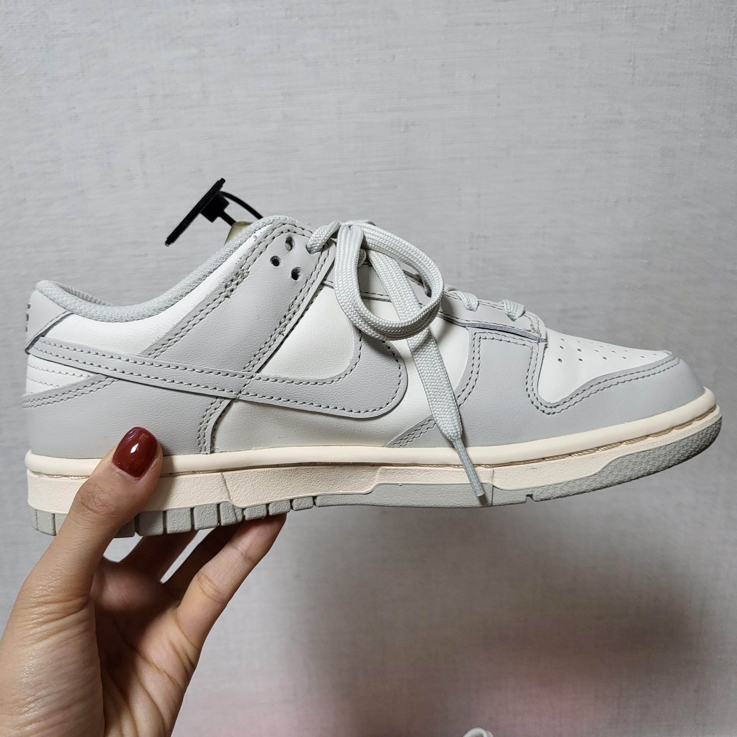 (W) Nike Dunk Low Light Bone 착용 스타일