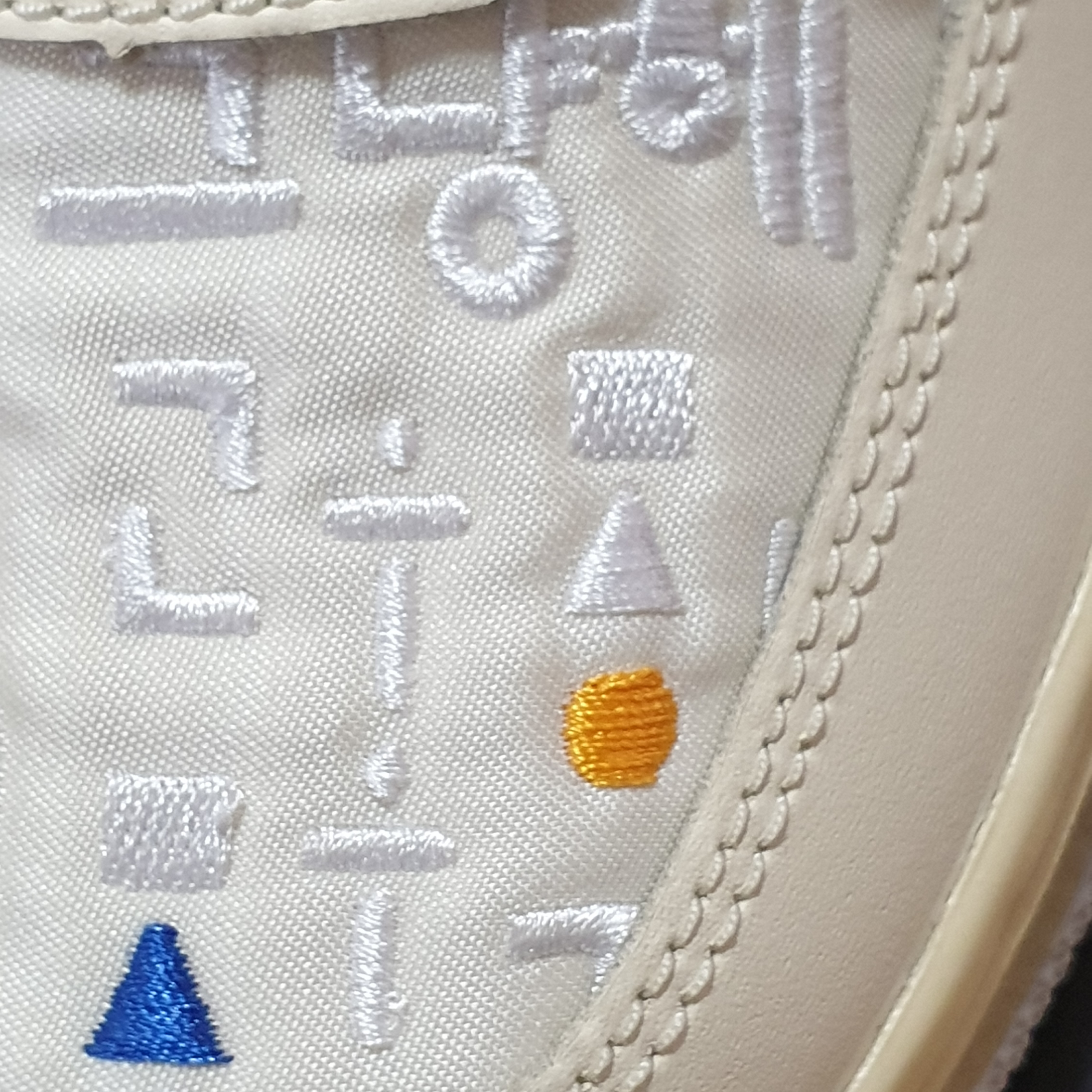 (W) Nike Air Force 1 '07 LV8 Hangul Day 착용 스타일 - 4