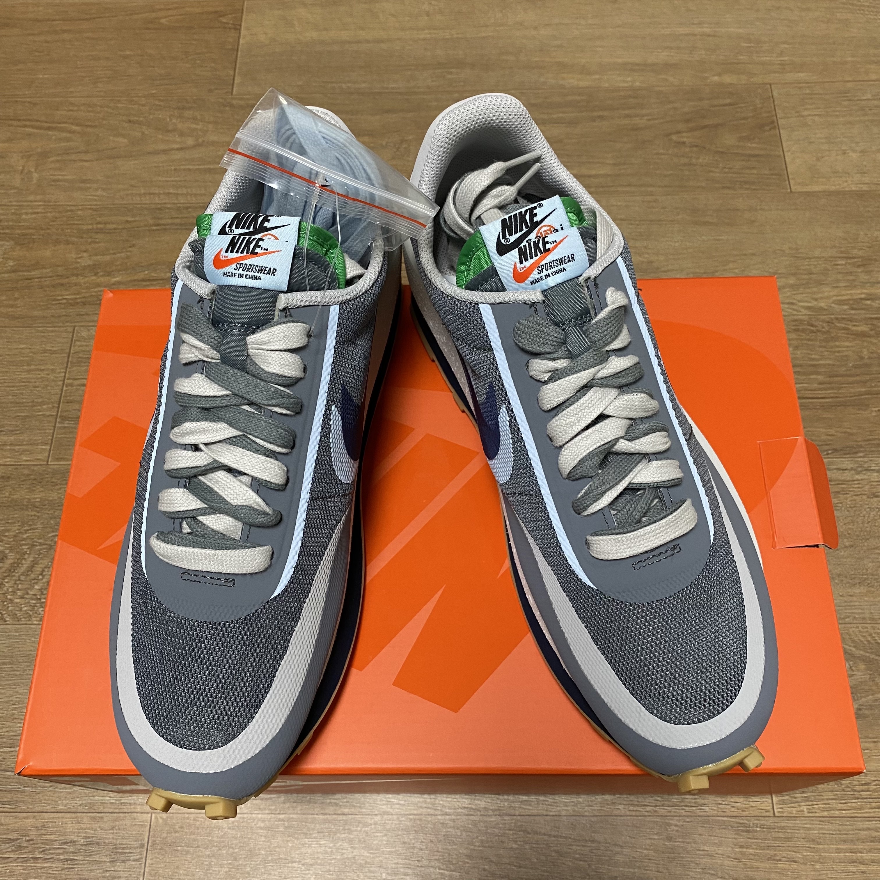 Nike x Sacai x Clot LDWaffle Cool Grey 착용 스타일 - 2