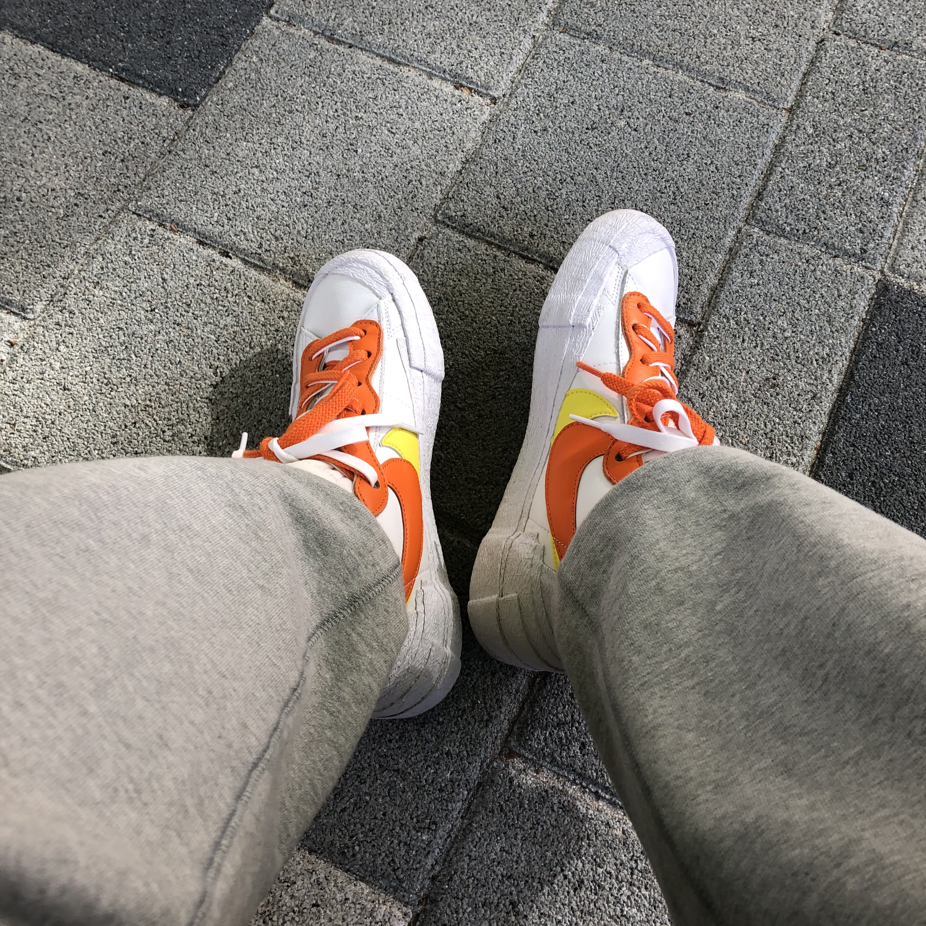 Nike x Sacai Blazer Low Magma Orange 착용 스타일
