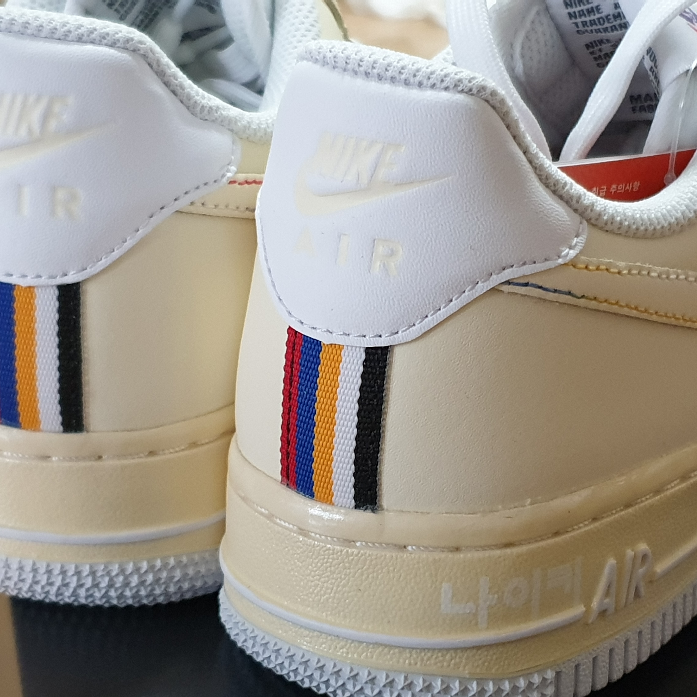 (W) Nike Air Force 1 '07 LV8 Hangul Day 착용 스타일 - 3