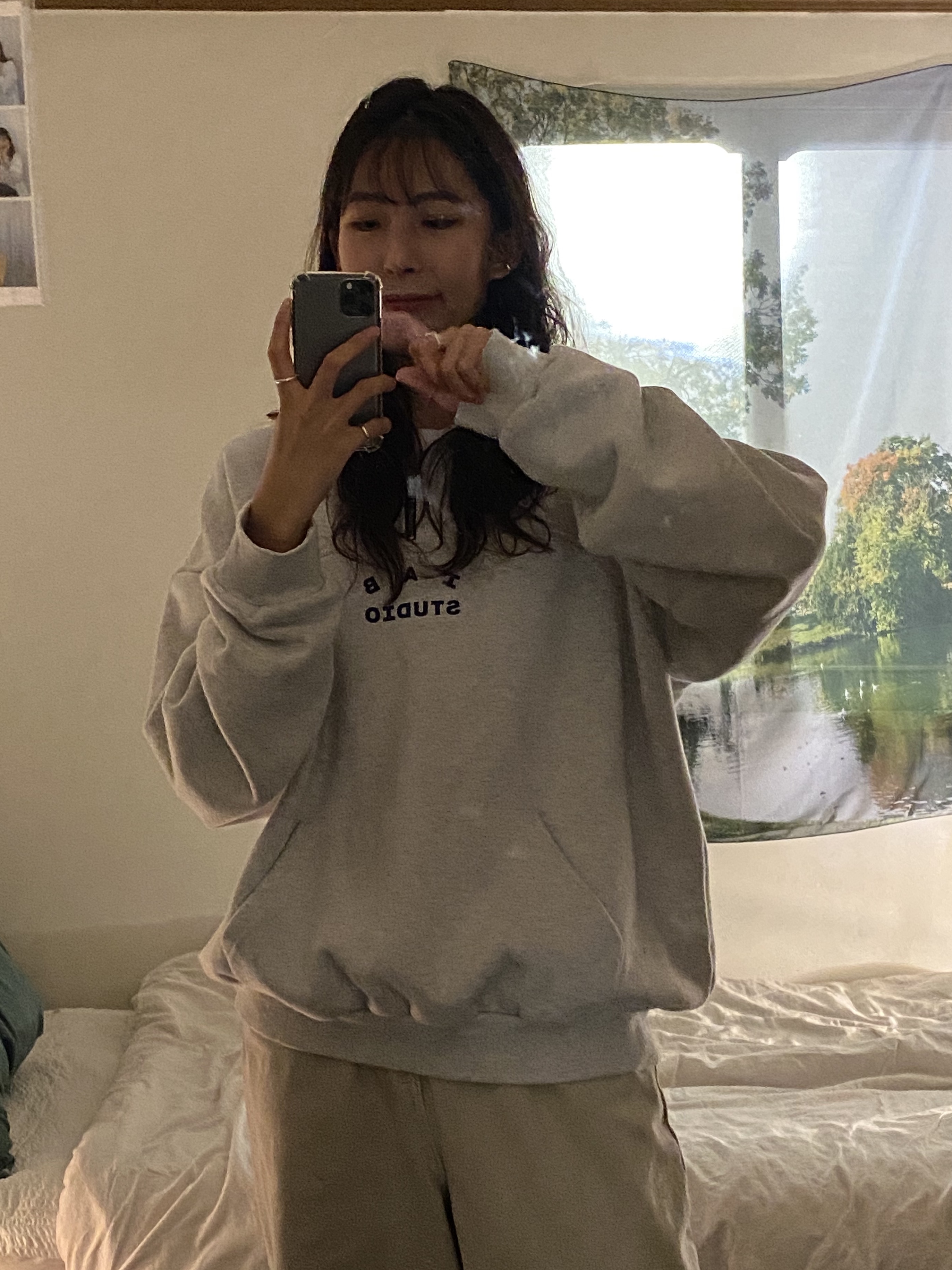 IAB Studio Half Zip Pullover Light Gray 착용 스타일 - 2