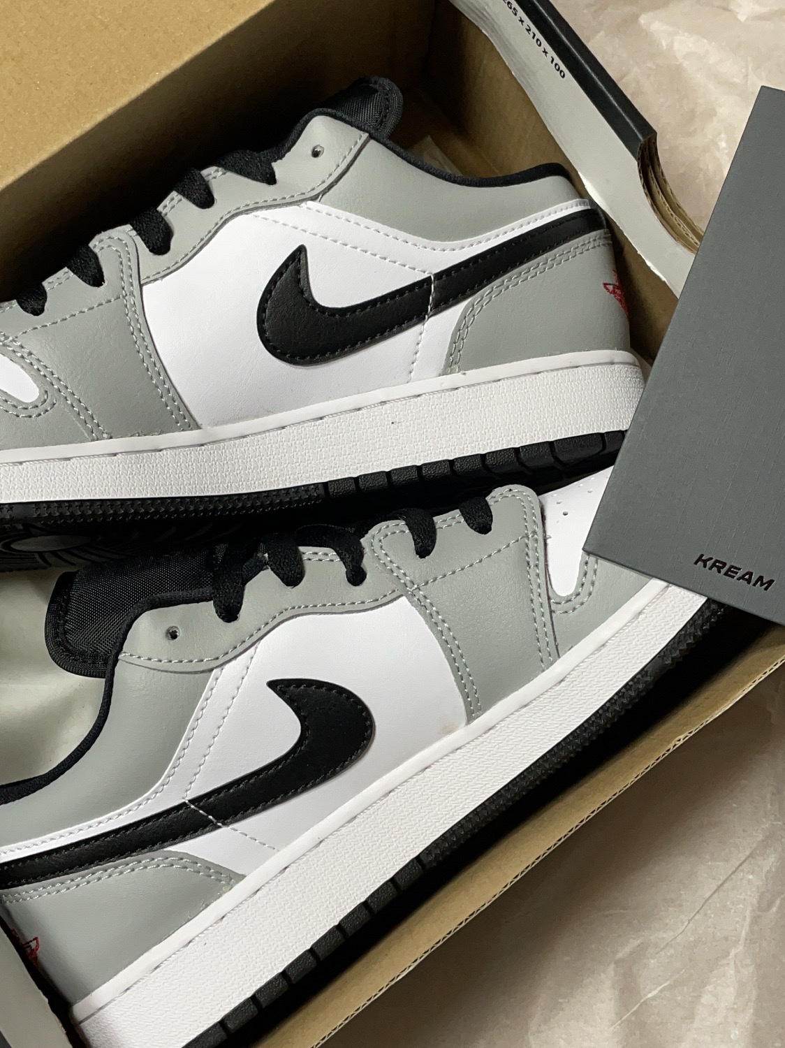 (GS) Jordan 1 Low Light Smoke Grey 착용 스타일 - 2