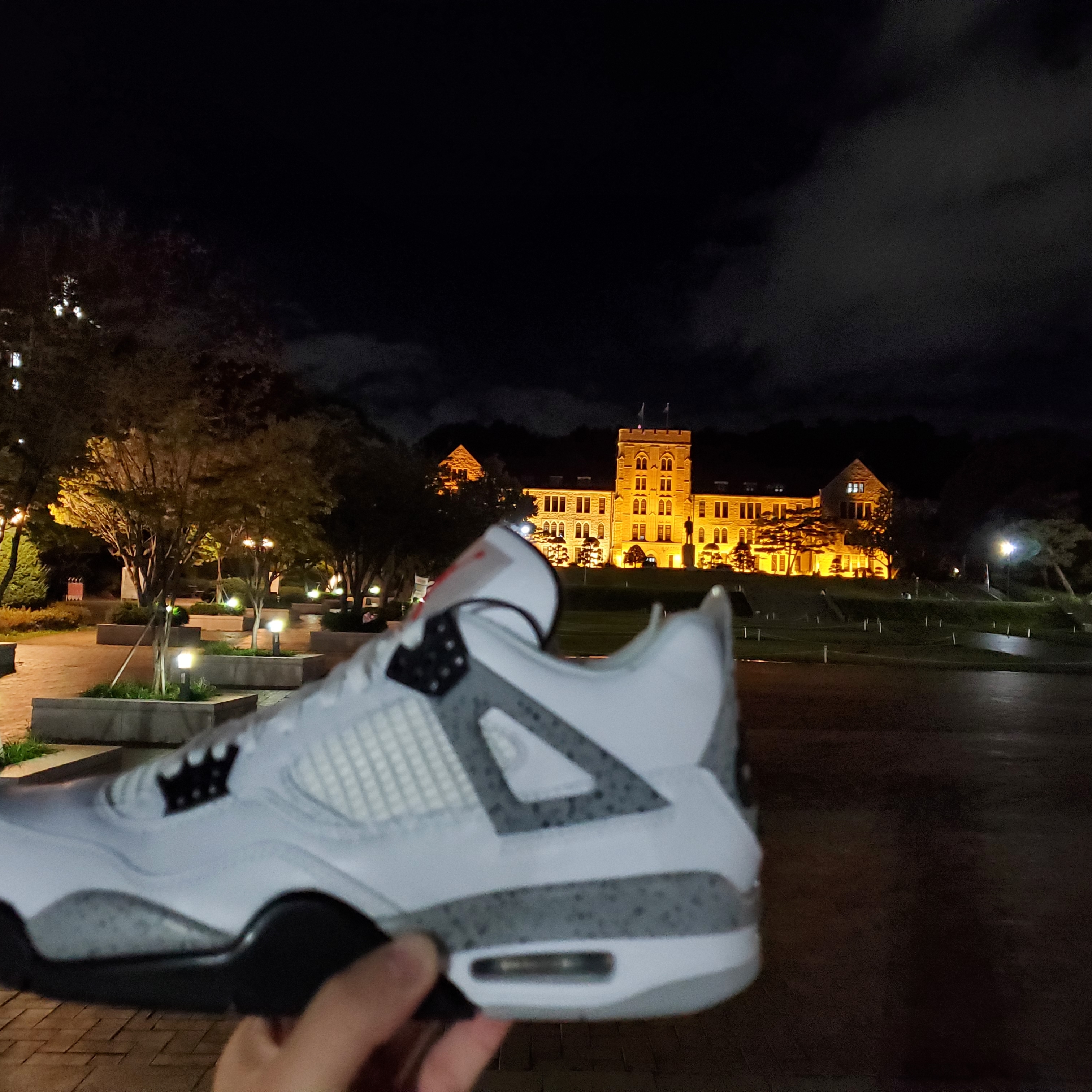 Jordan 4 Retro OG White Cement 2016 착용 스타일 - 3