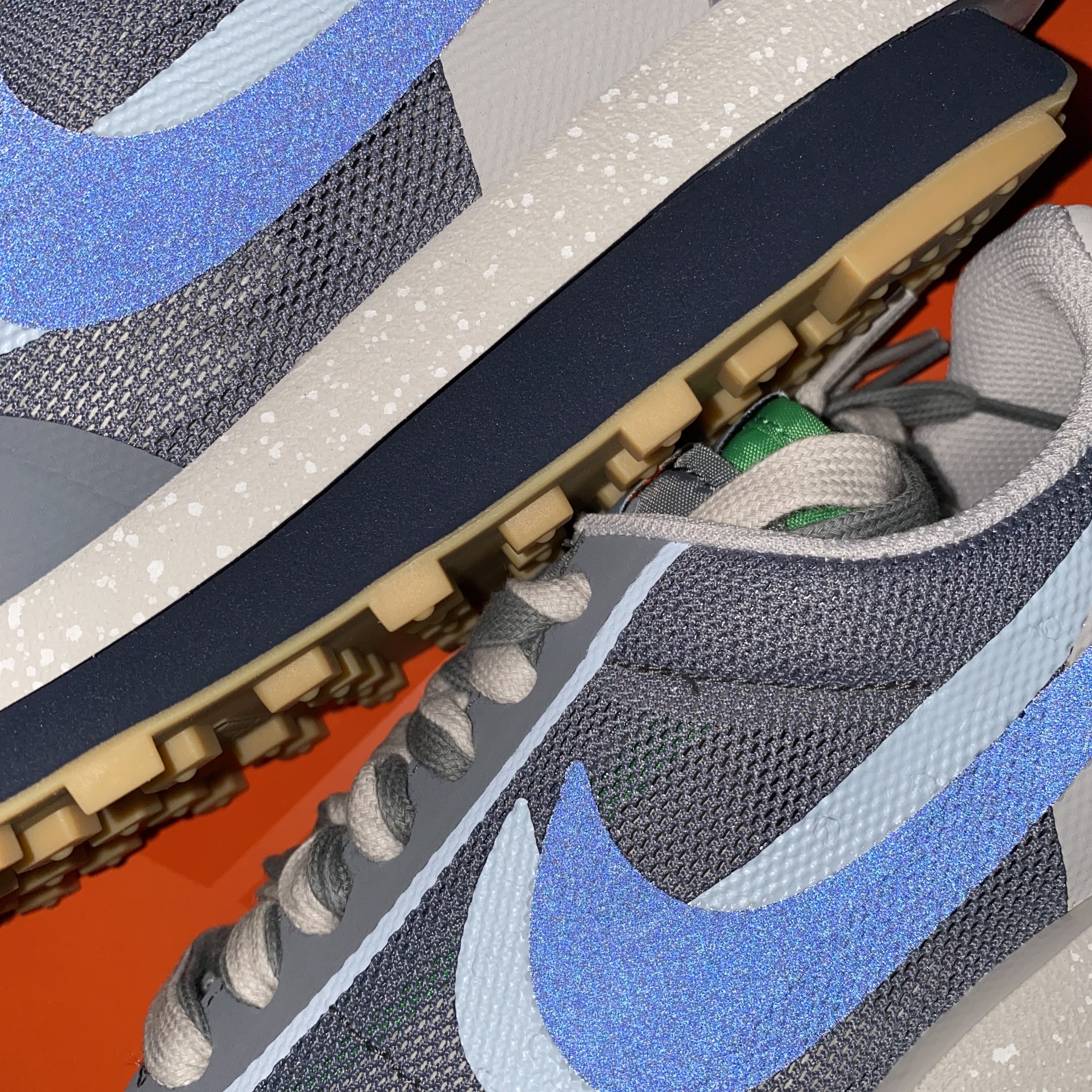 Nike x Sacai x Clot LDWaffle Cool Grey 착용 스타일 - 3