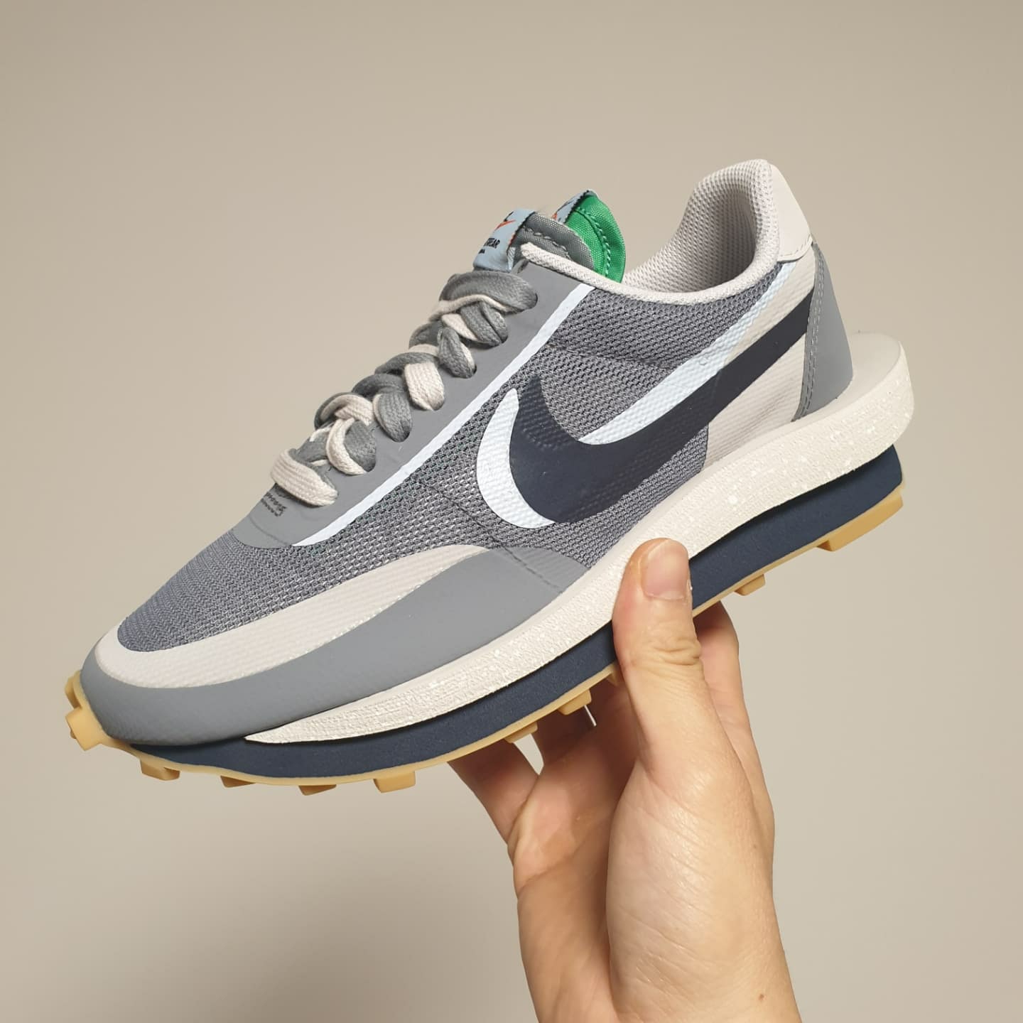 Nike x Sacai x Clot LDWaffle Cool Grey 착용 스타일 - 1