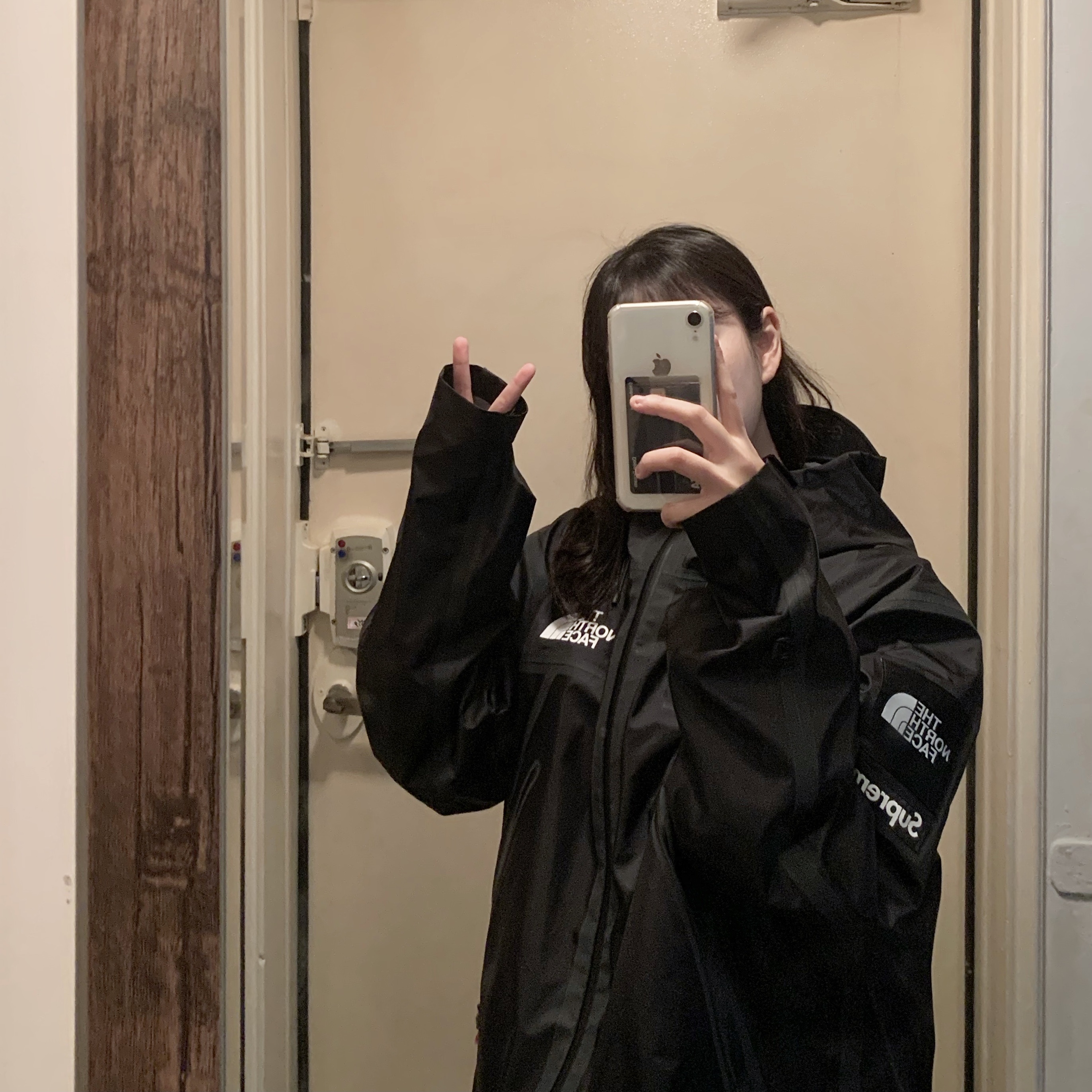 Supreme x The North Face Summit Series Outer Tape Seam Jacket Black - 21SS 착용 스타일