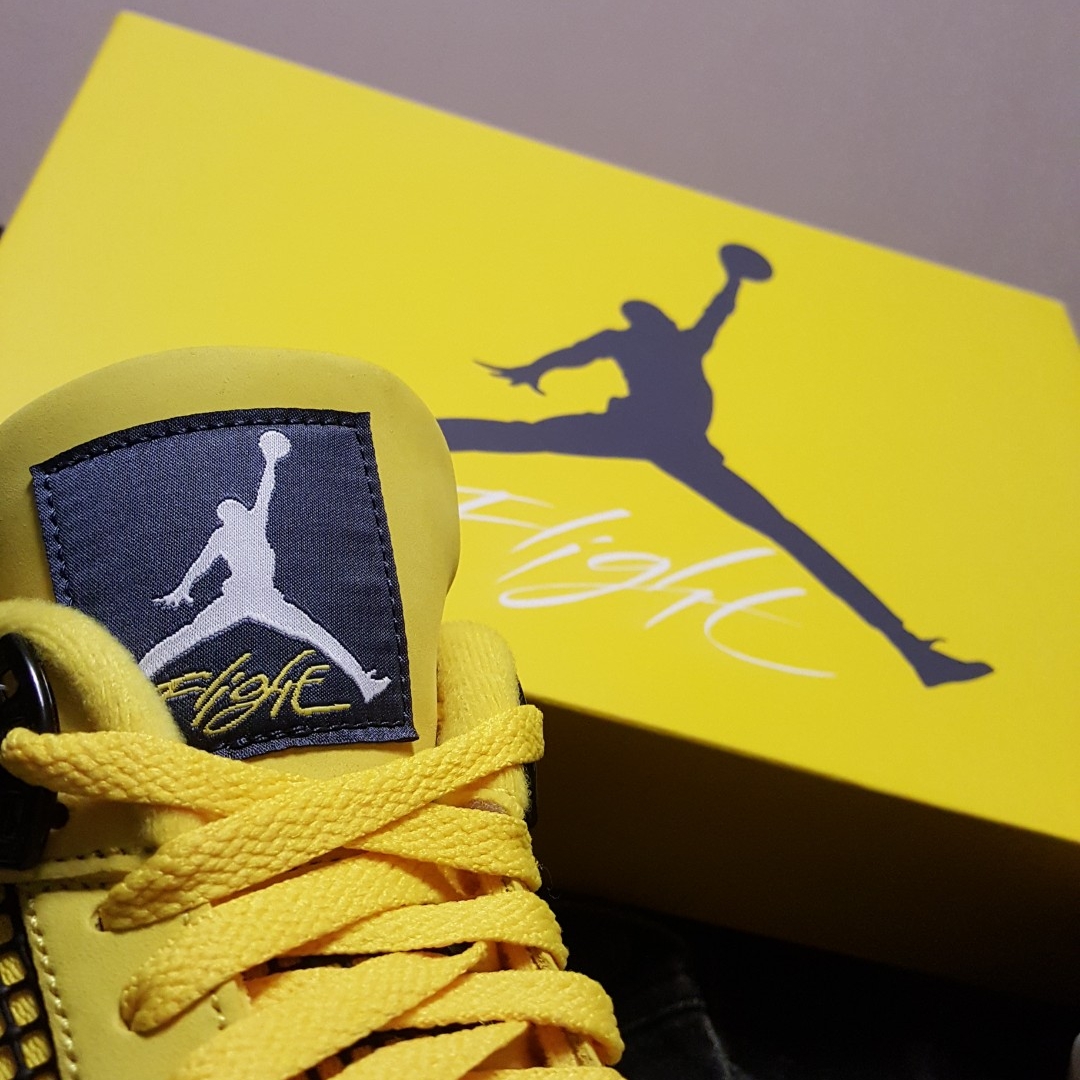 Jordan 4 Retro Tour Yellow, (TD) Jordan 4 Retro Tour Yellow 착용 스타일 - 2