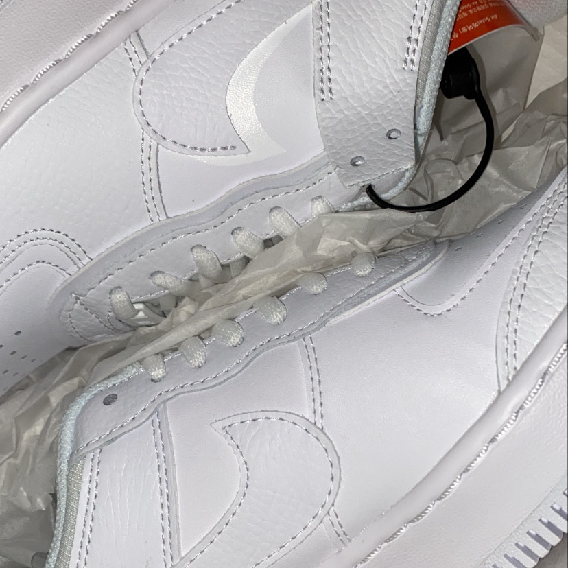 (W) Nike Air Force 1 '07 Low White, Nike Air Force 1 '07 Low White 착용 스타일 - 2