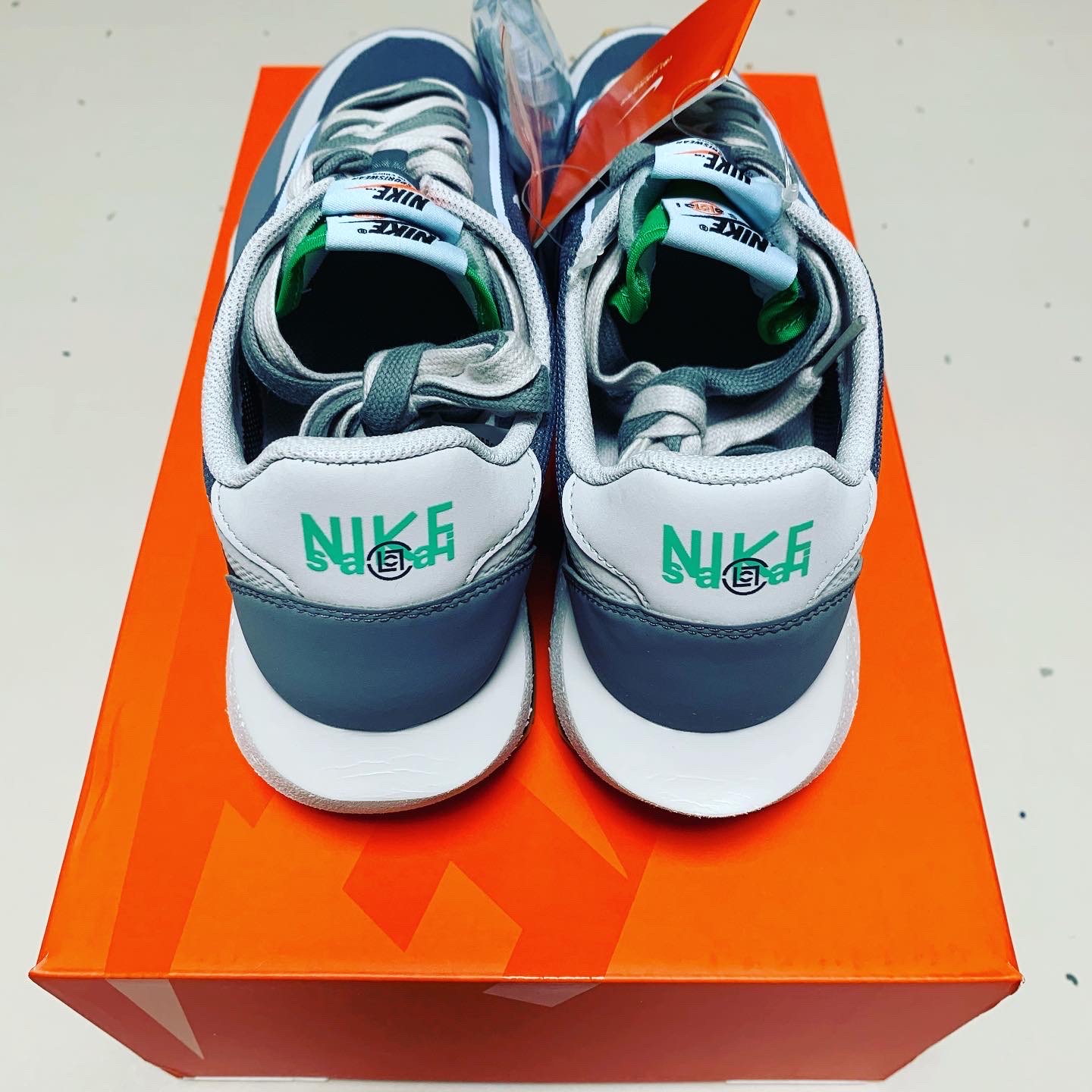 Nike x Sacai x Clot LDWaffle Cool Grey 착용 스타일 - 3