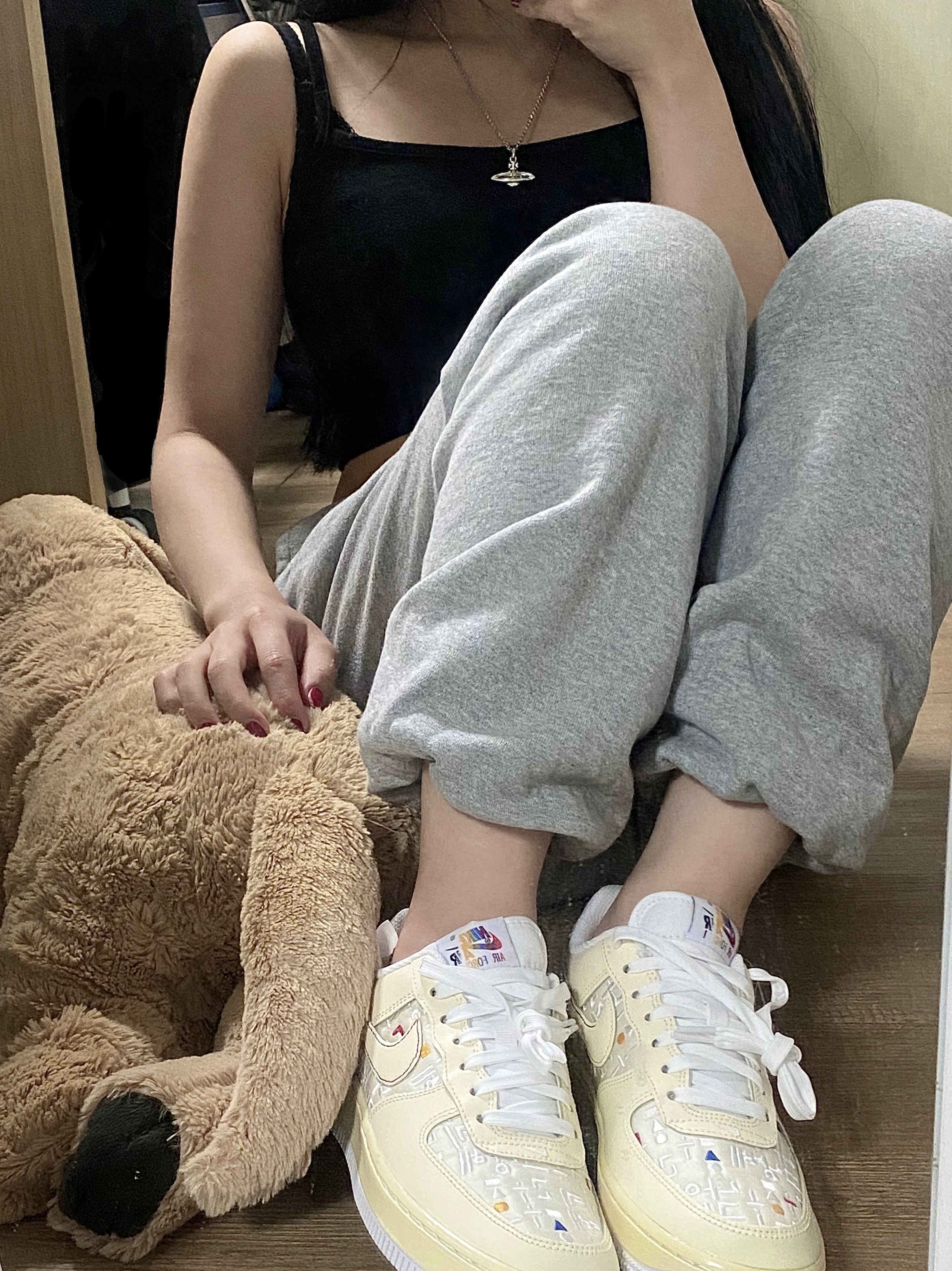 (W) Nike Air Force 1 '07 LV8 Hangul Day 착용 스타일 - 3
