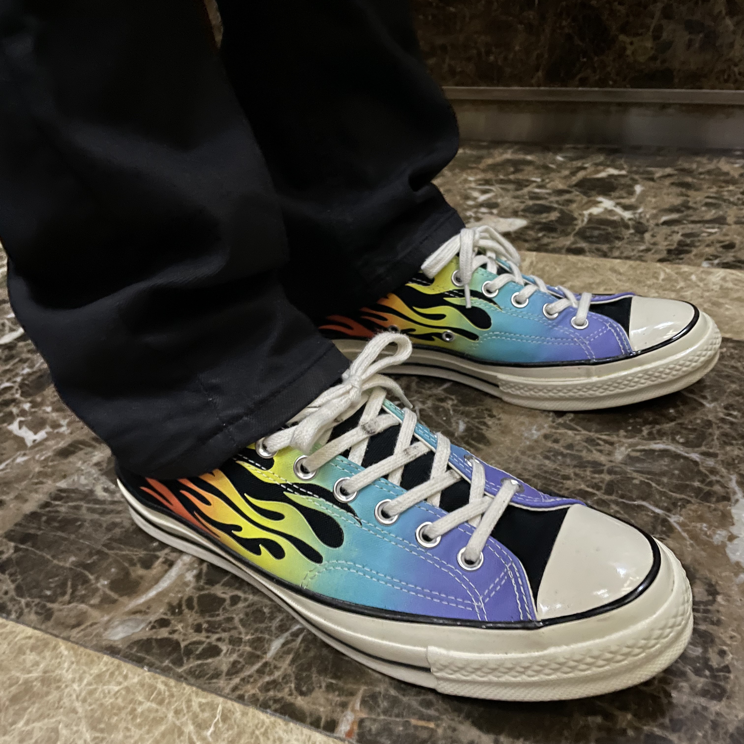 Converse Chuck 70 Ox Flaming Archive Print 착용 스타일 - 2