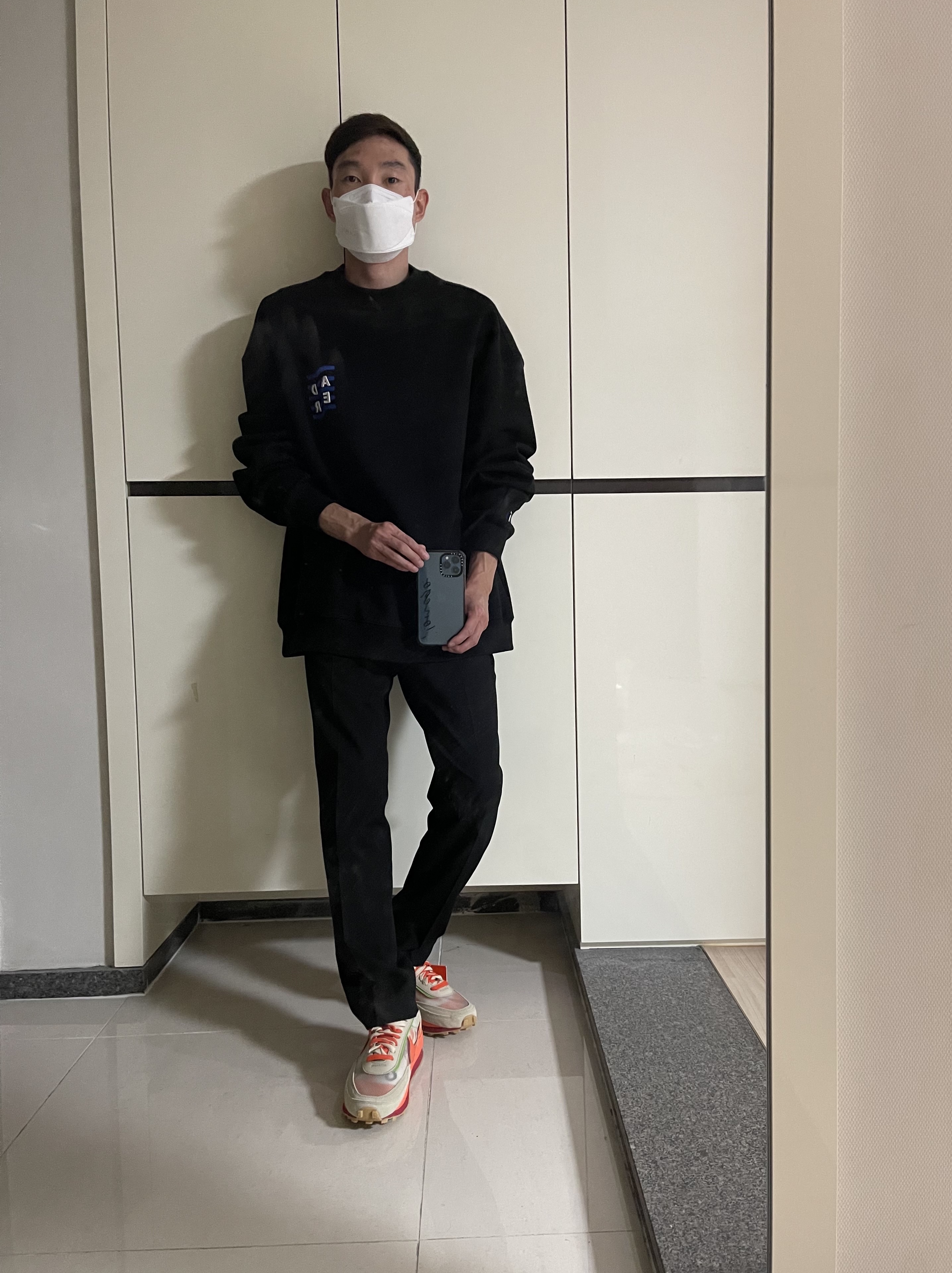 Nike x Sacai x Clot LDWaffle Orange Blaze 착용 스타일 - 2