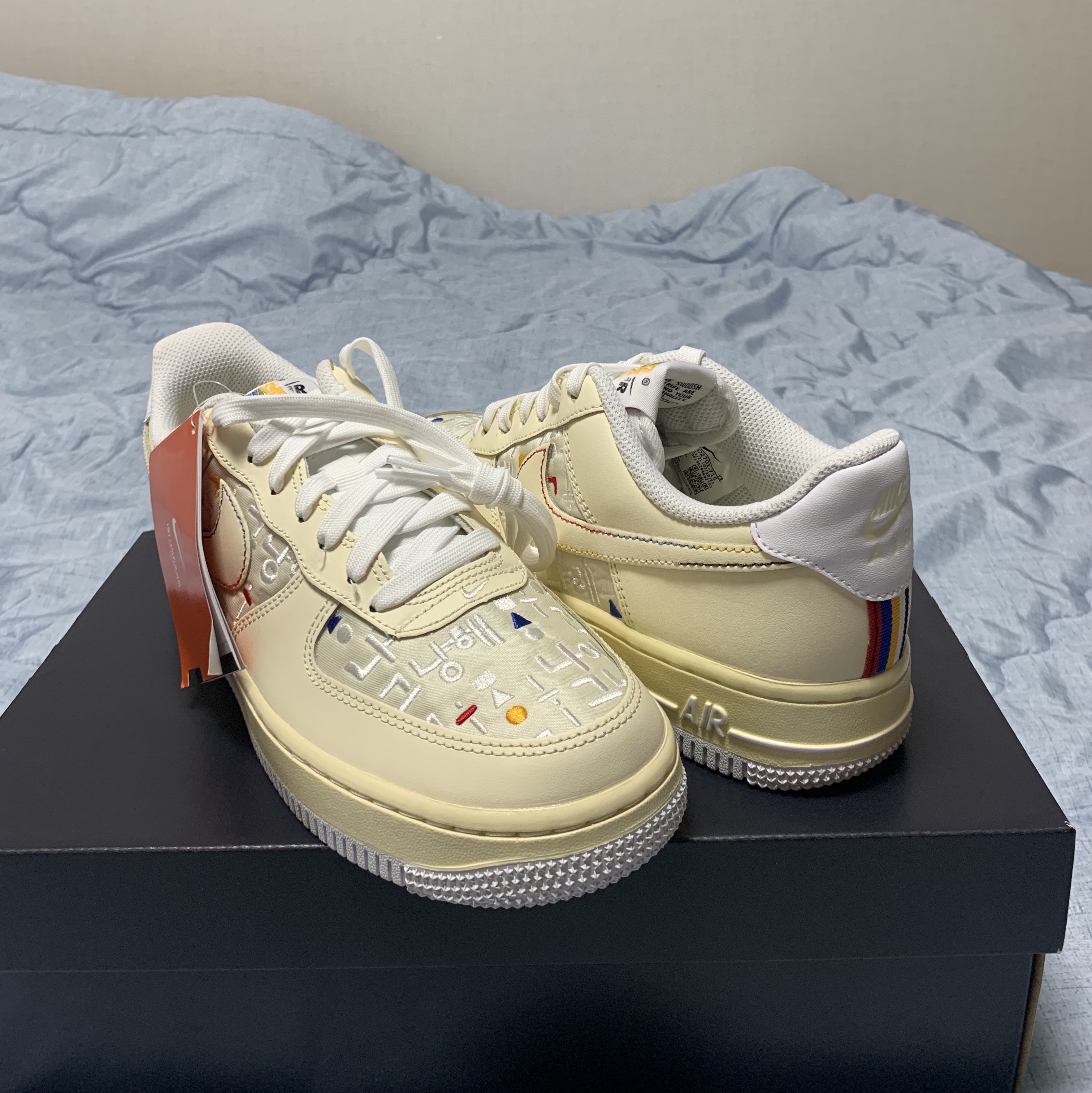 (W) Nike Air Force 1 '07 LV8 Hangul Day 착용 스타일 - 3