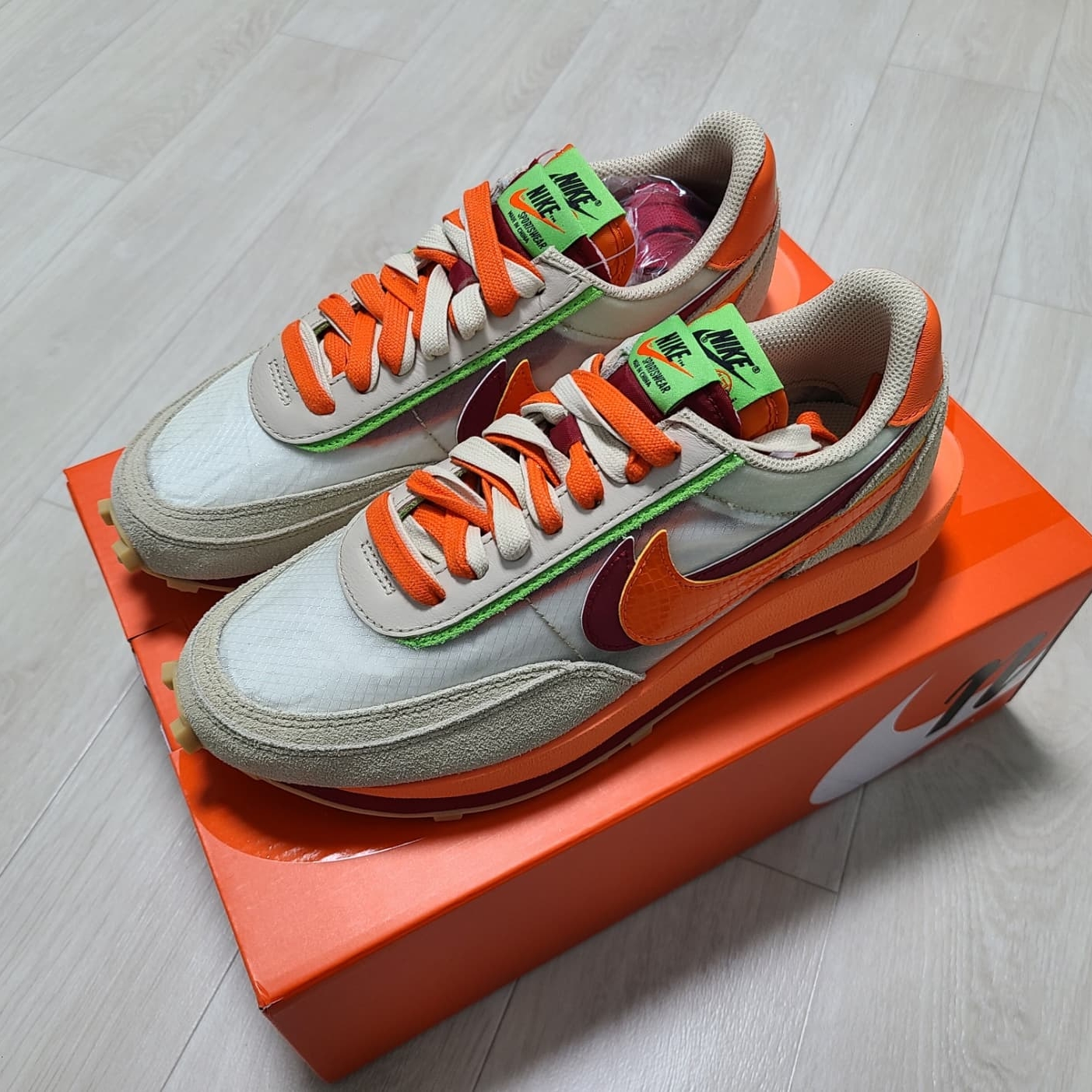 Nike x Sacai x Clot LDWaffle Orange Blaze 착용 스타일 - 2