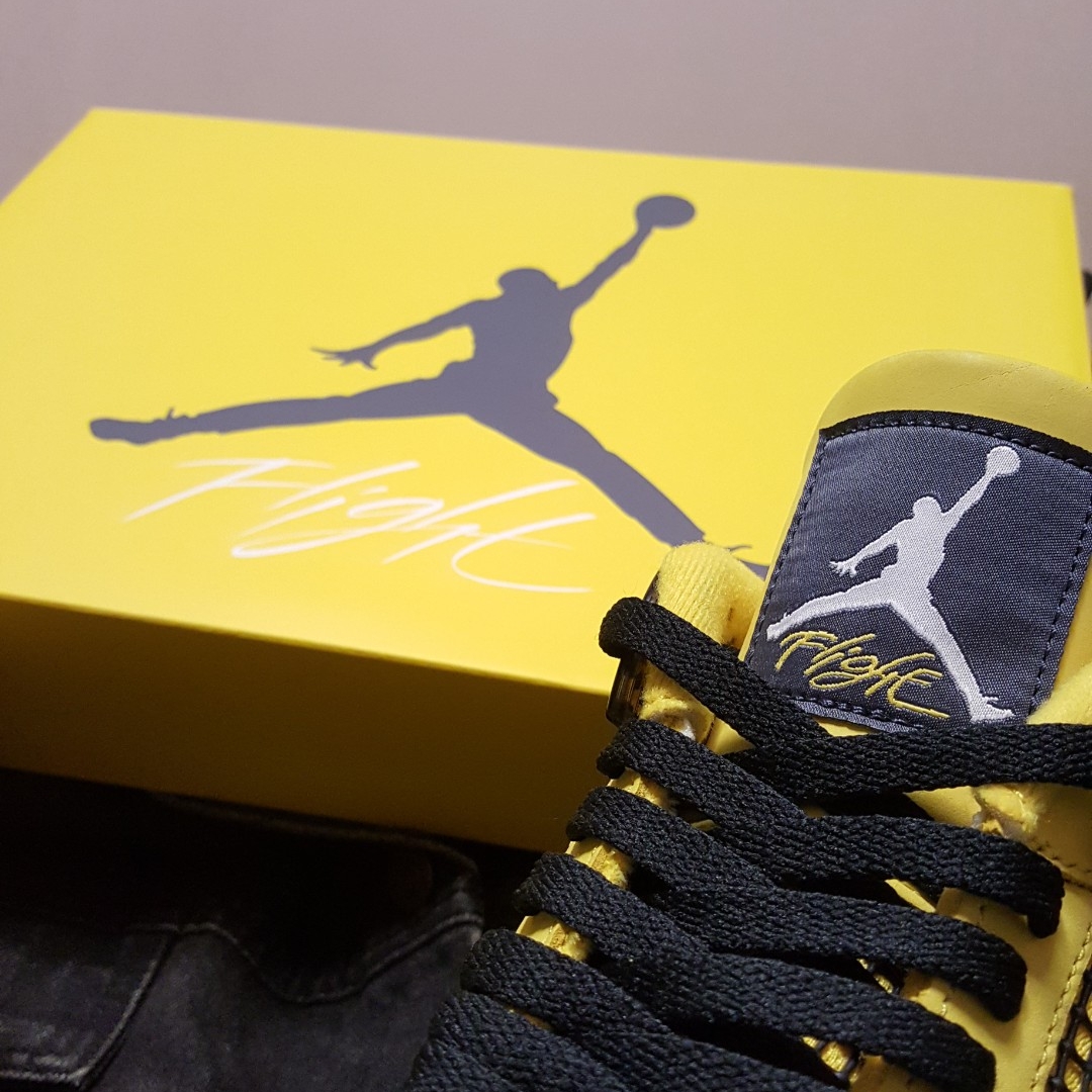Jordan 4 Retro Tour Yellow, (TD) Jordan 4 Retro Tour Yellow 착용 스타일 - 3