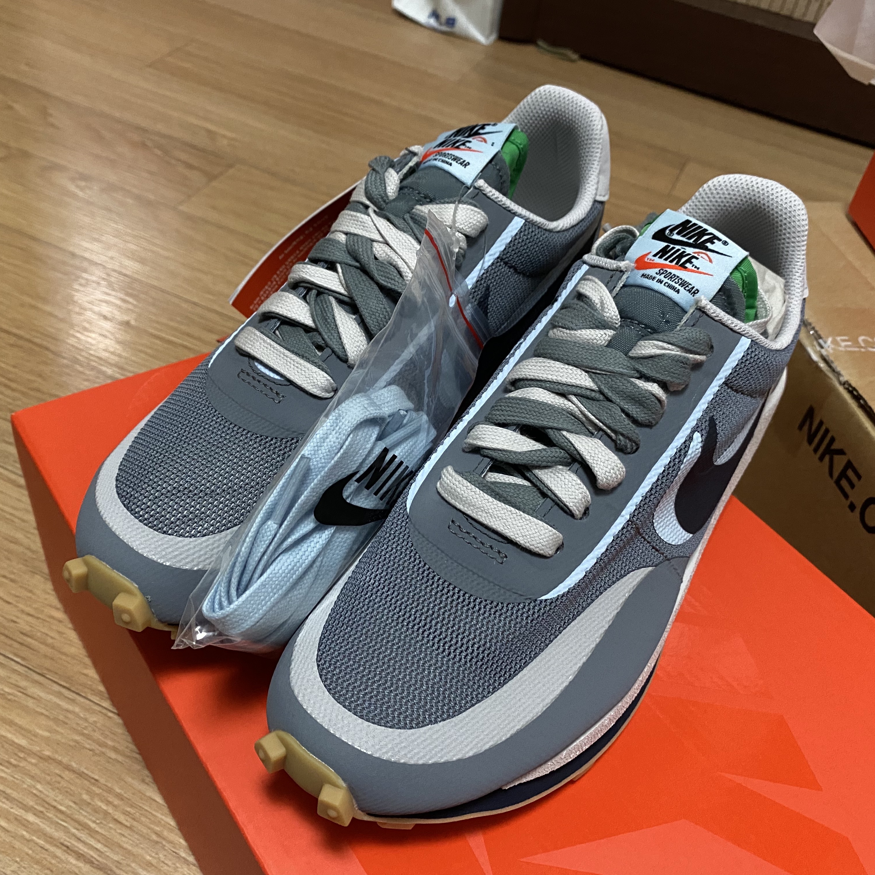 Nike x Sacai x Clot LDWaffle Cool Grey 착용 스타일