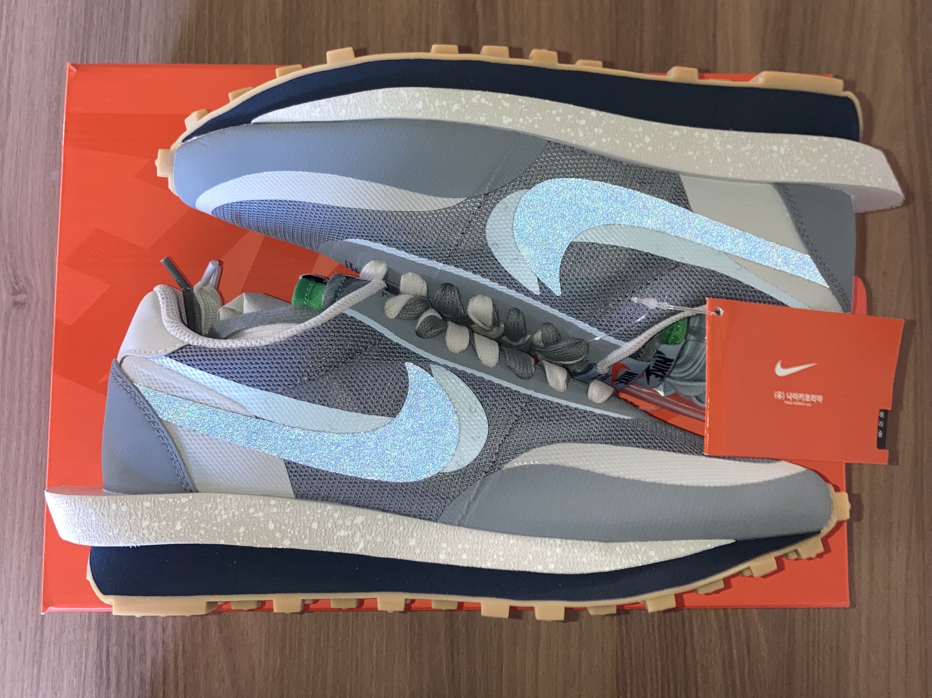 Nike x Sacai x Clot LDWaffle Cool Grey 착용 스타일 - 2