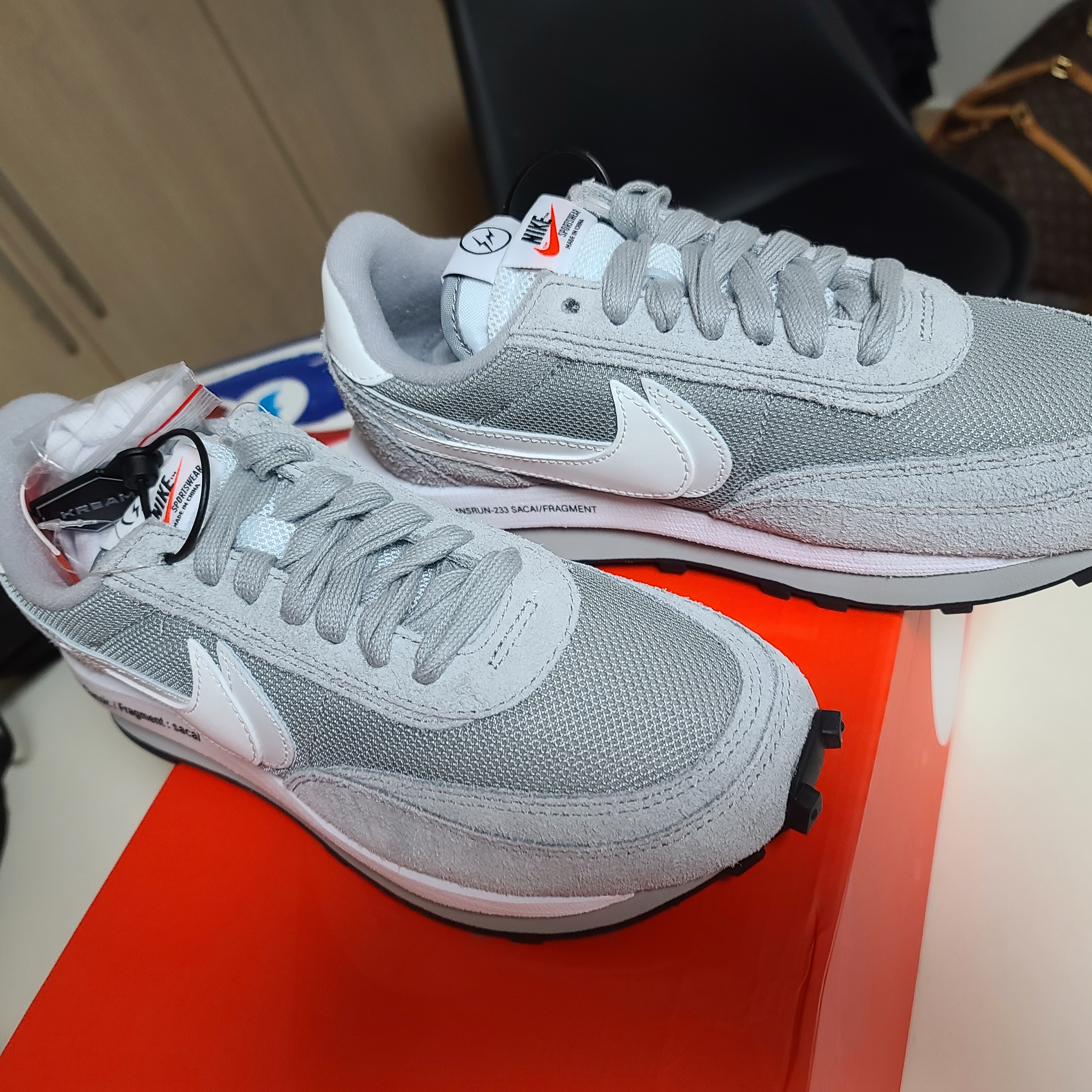 Nike x Sacai x Fragment LDWaffle Light Smoke Grey 착용 스타일