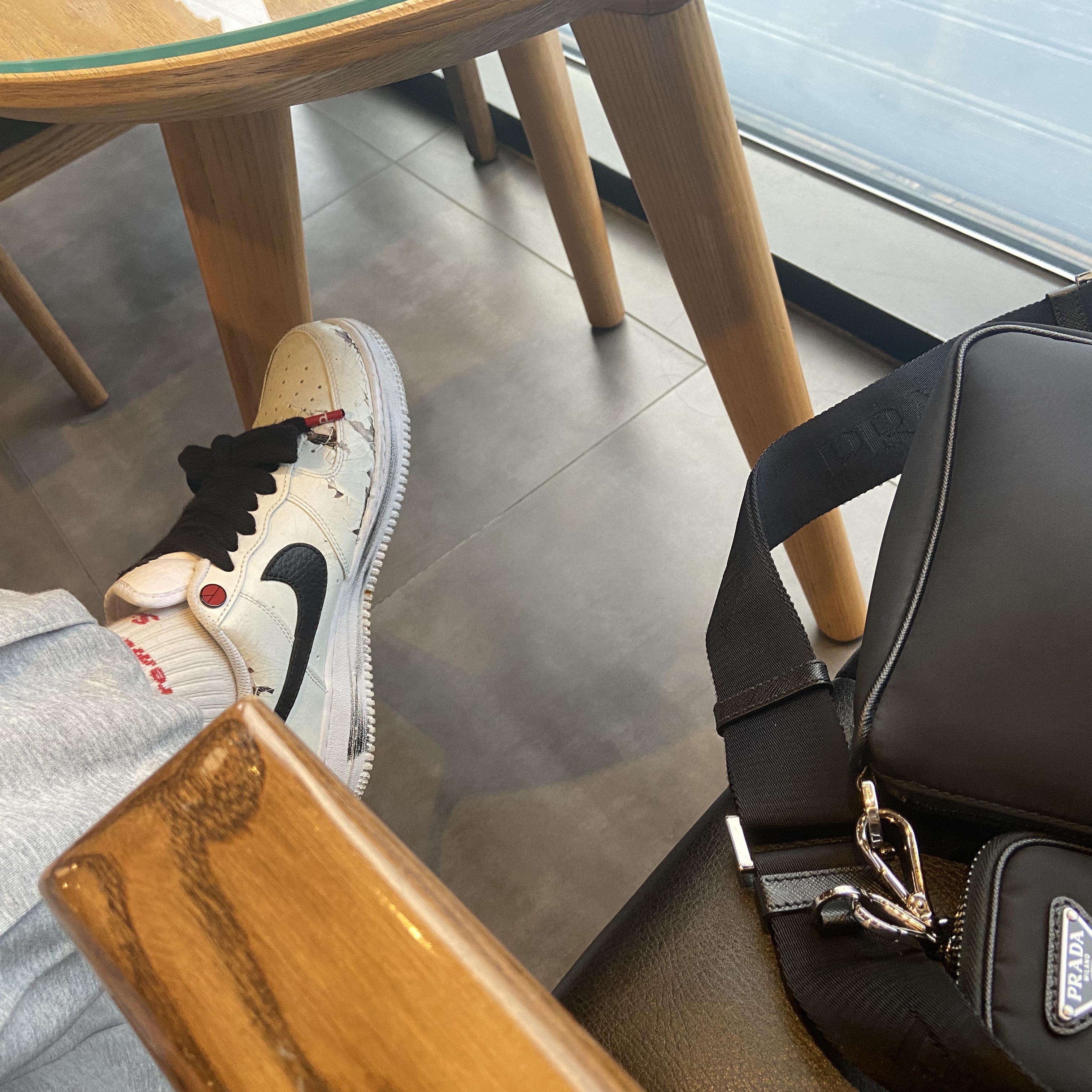 Nike x Peaceminusone Air Force 1 Low Para-Noise 2.0 착용 스타일